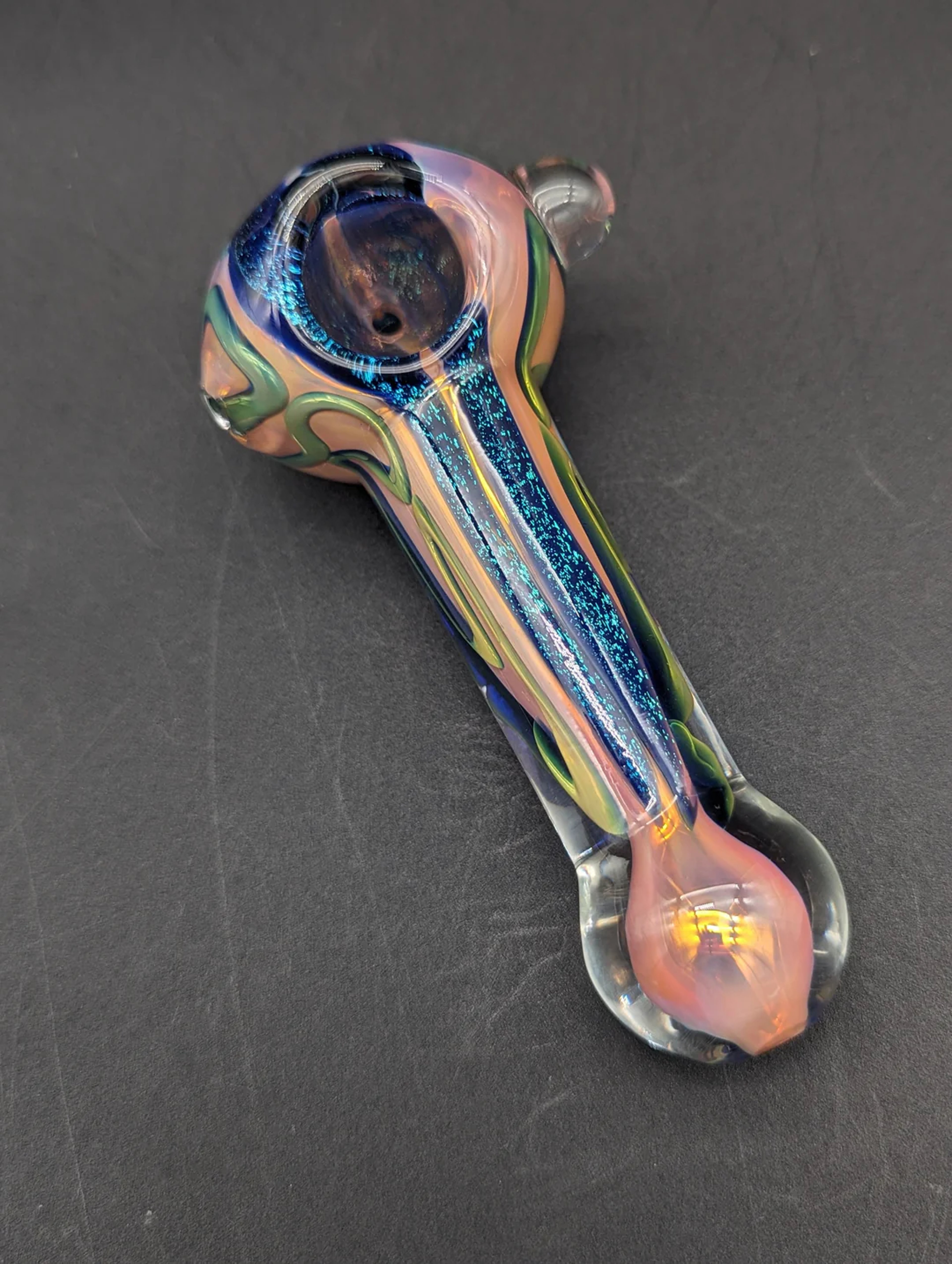 Preview pic of GOLD FUMED DICHRO ROPED HAND PIPE 4.25"