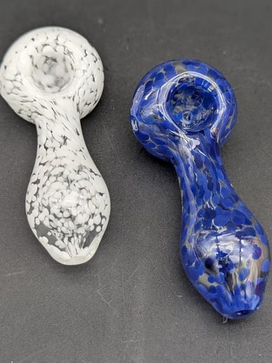 Preview pic of 4" COLOR SPECKLE HAND PIPES