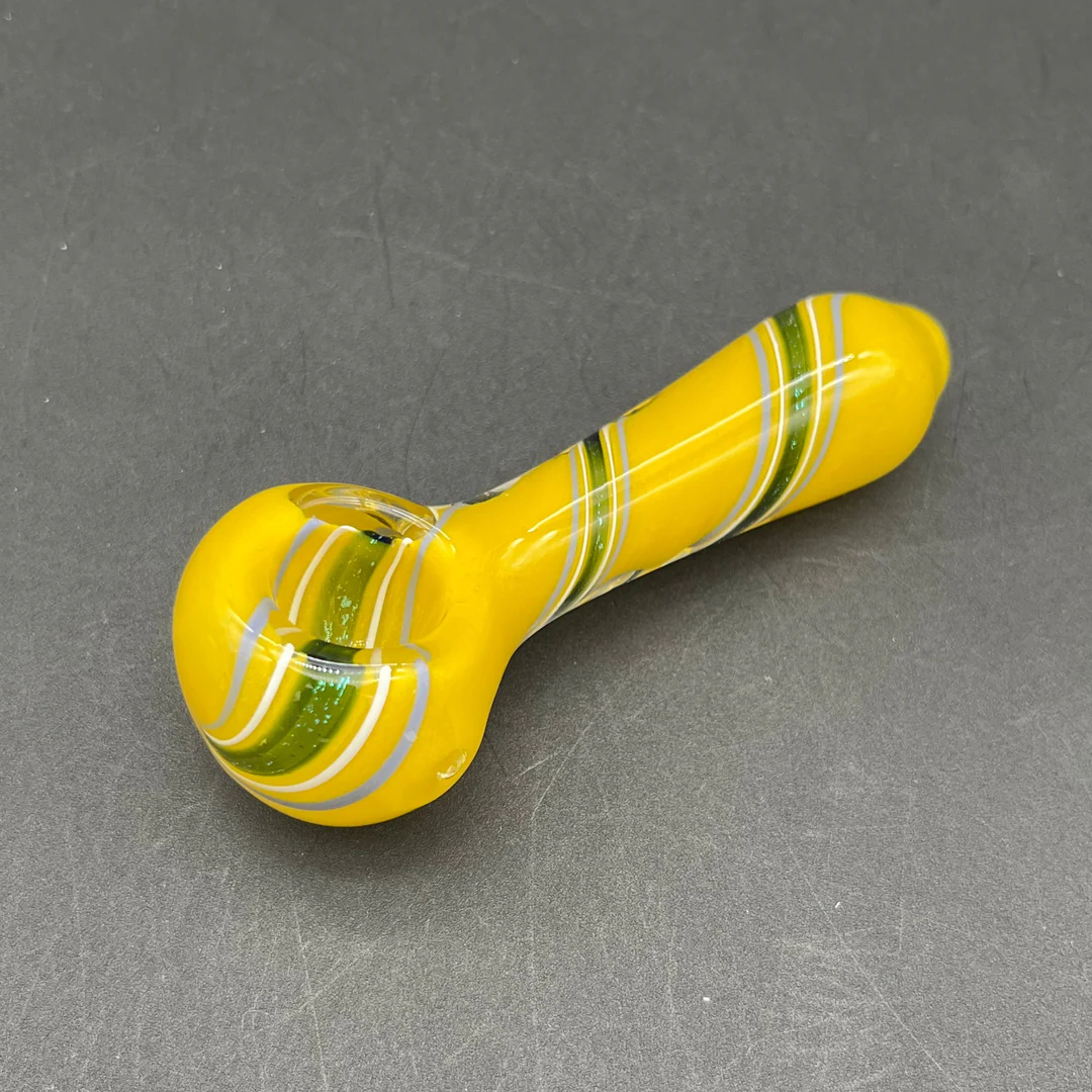 DICHRO SPIRAL SOLID COLOR HAND PIPE image 0