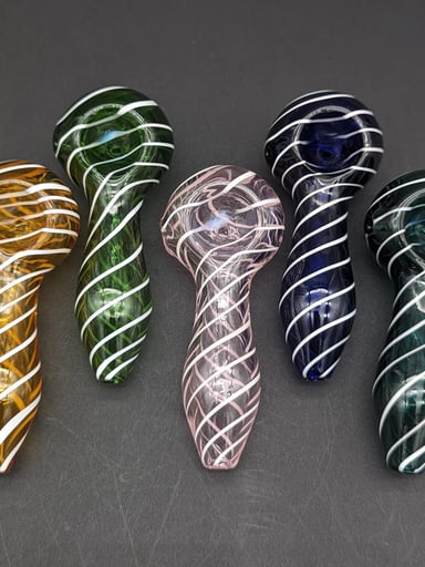 Preview pic of PHOENIX COLOR SWIRL 4" HAND PIPE