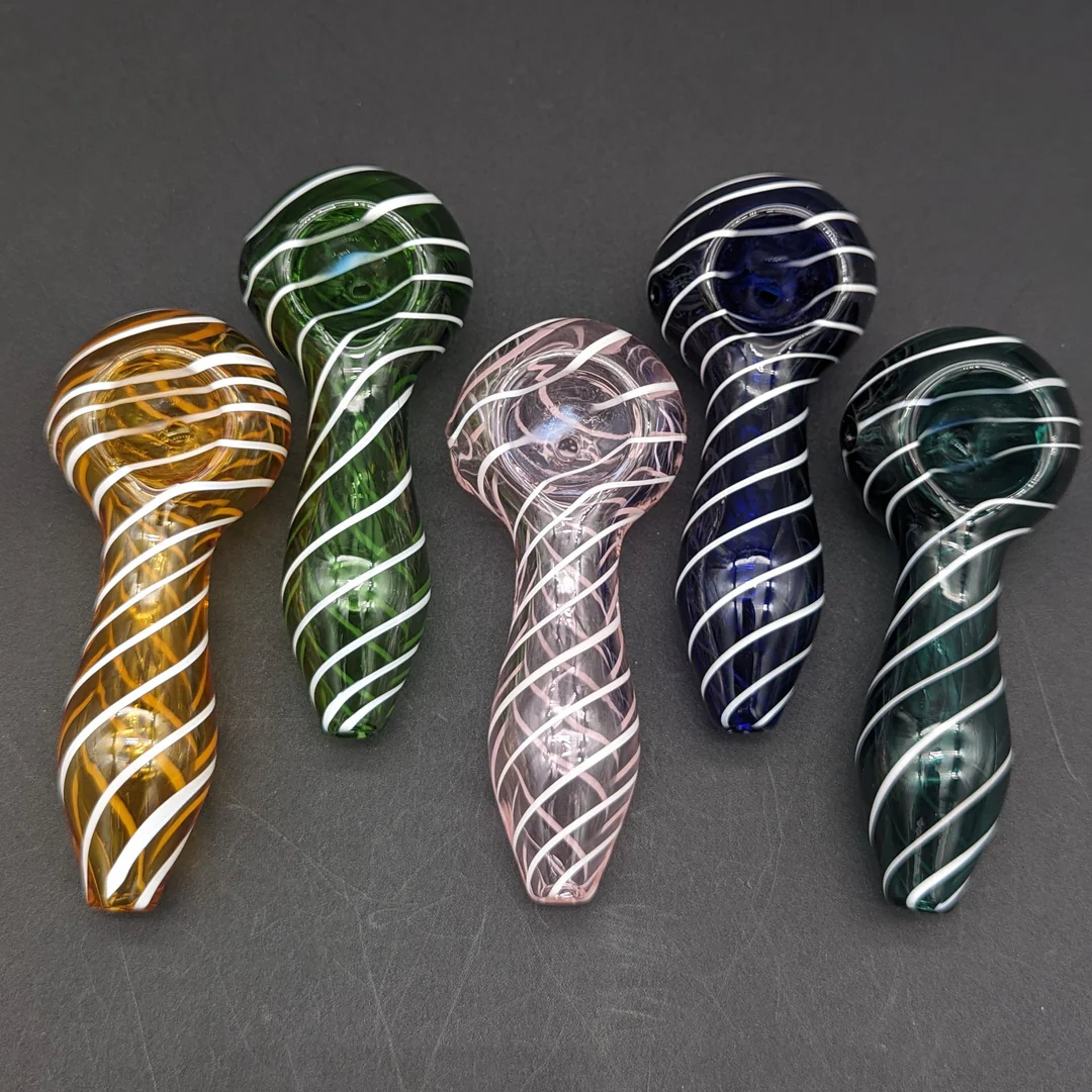 PHOENIX COLOR SWIRL 4" HAND PIPE image 0