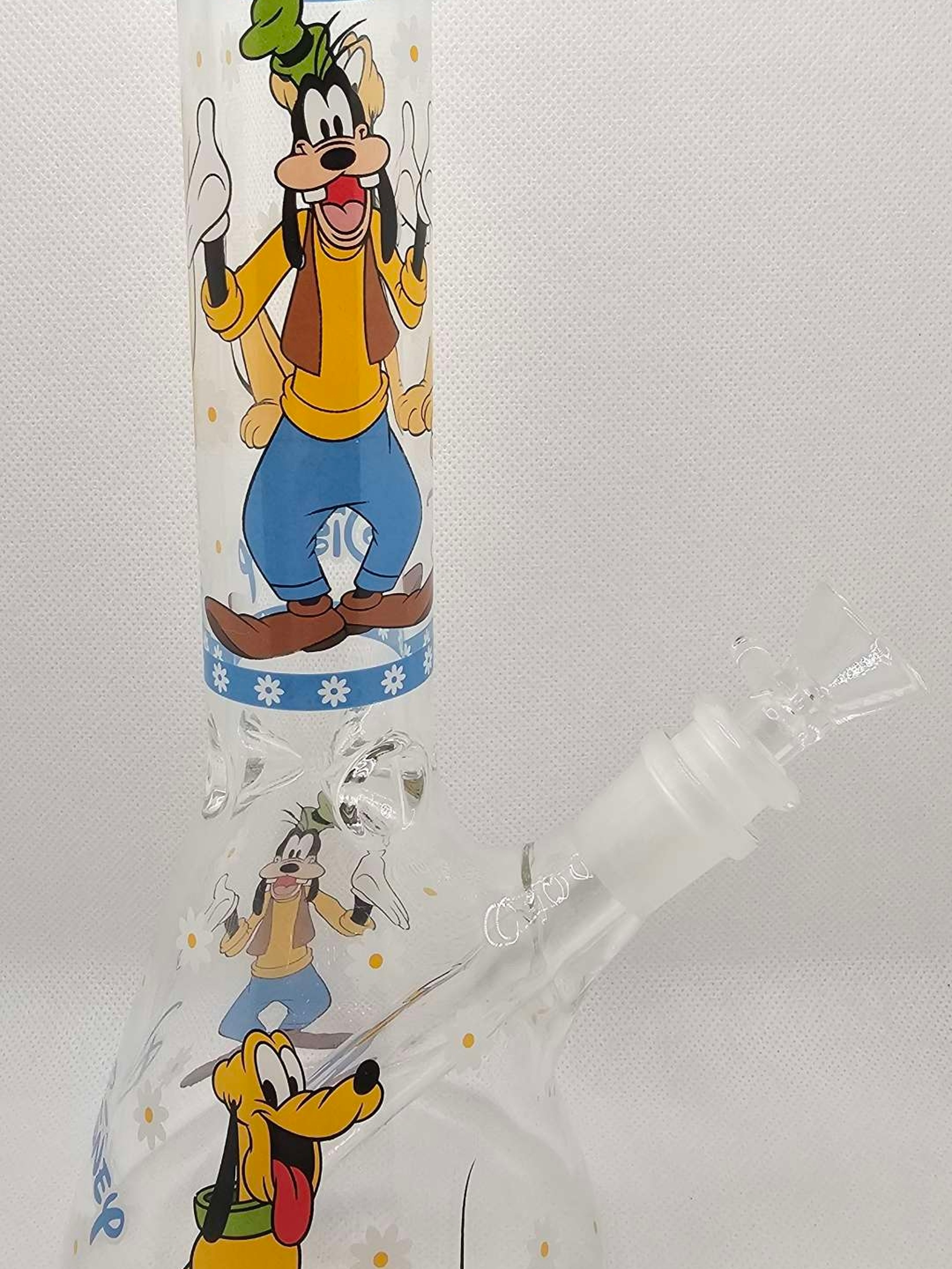 Preview pic of Goofy & Pluto Bong