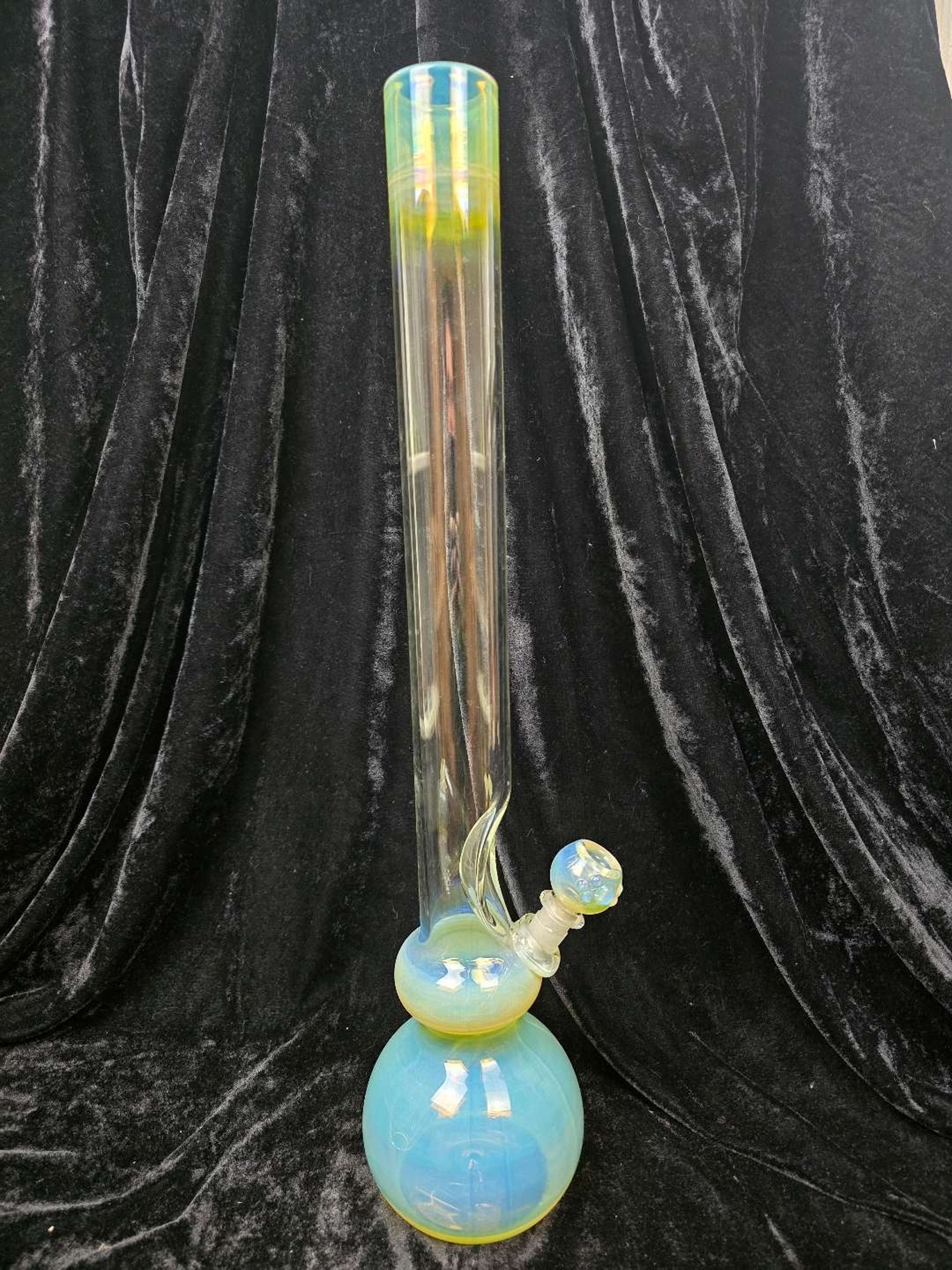 Trident Fumed Tube image 0