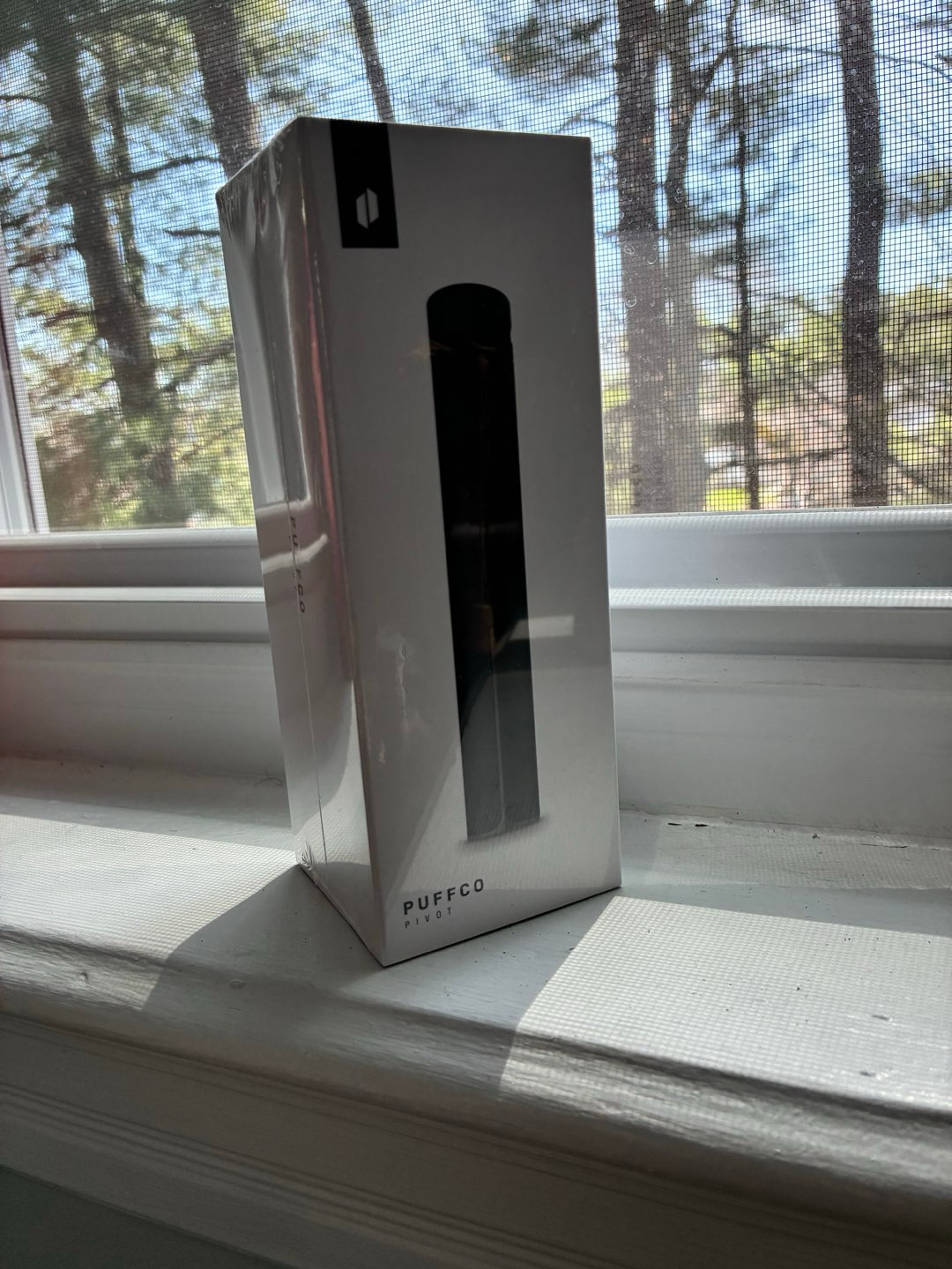 Preview pic of Puffco pivot onyx