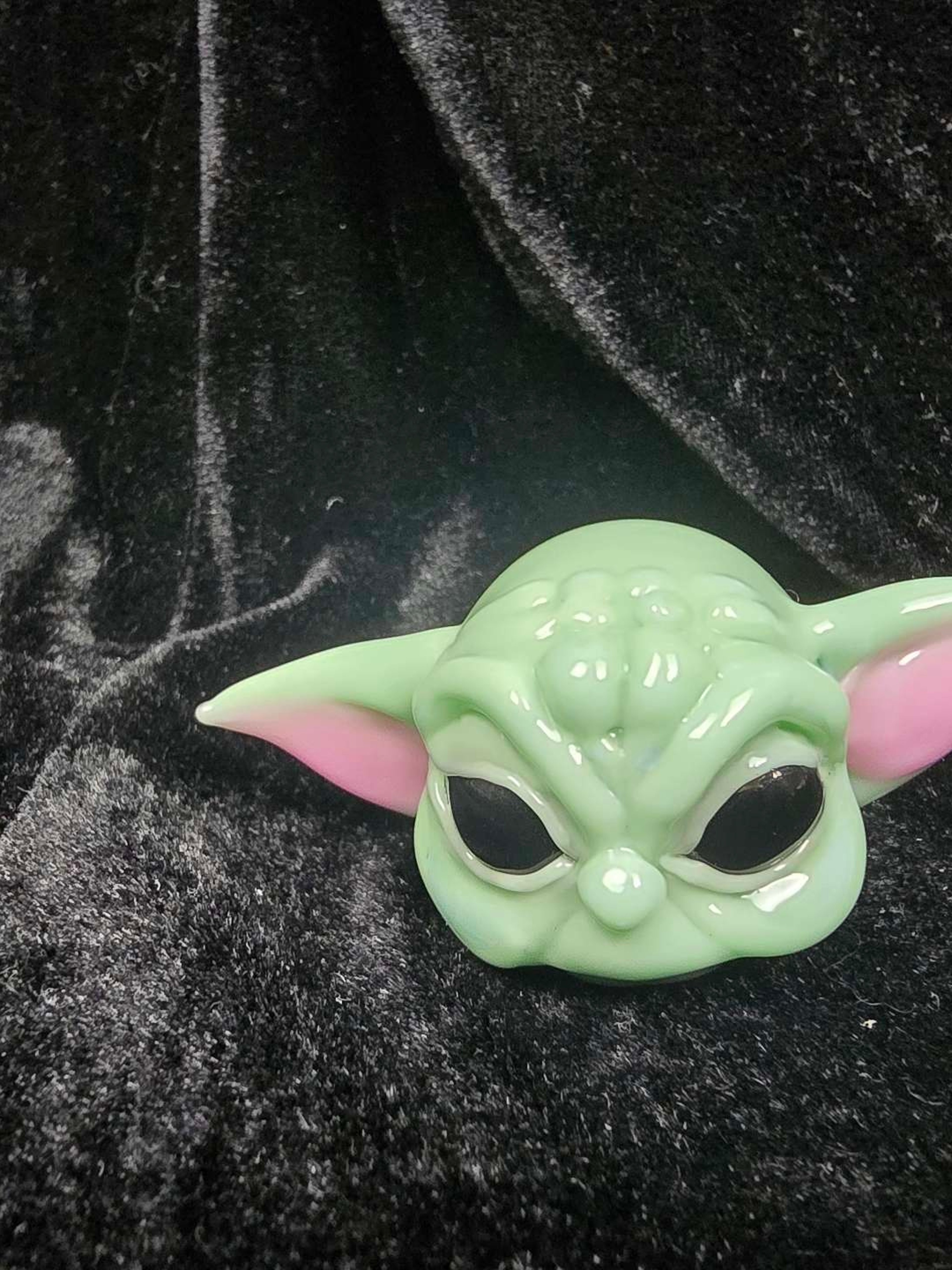 Preview pic of Big Tom Glass Custom Baby Yoda Sculptured Carb Cap