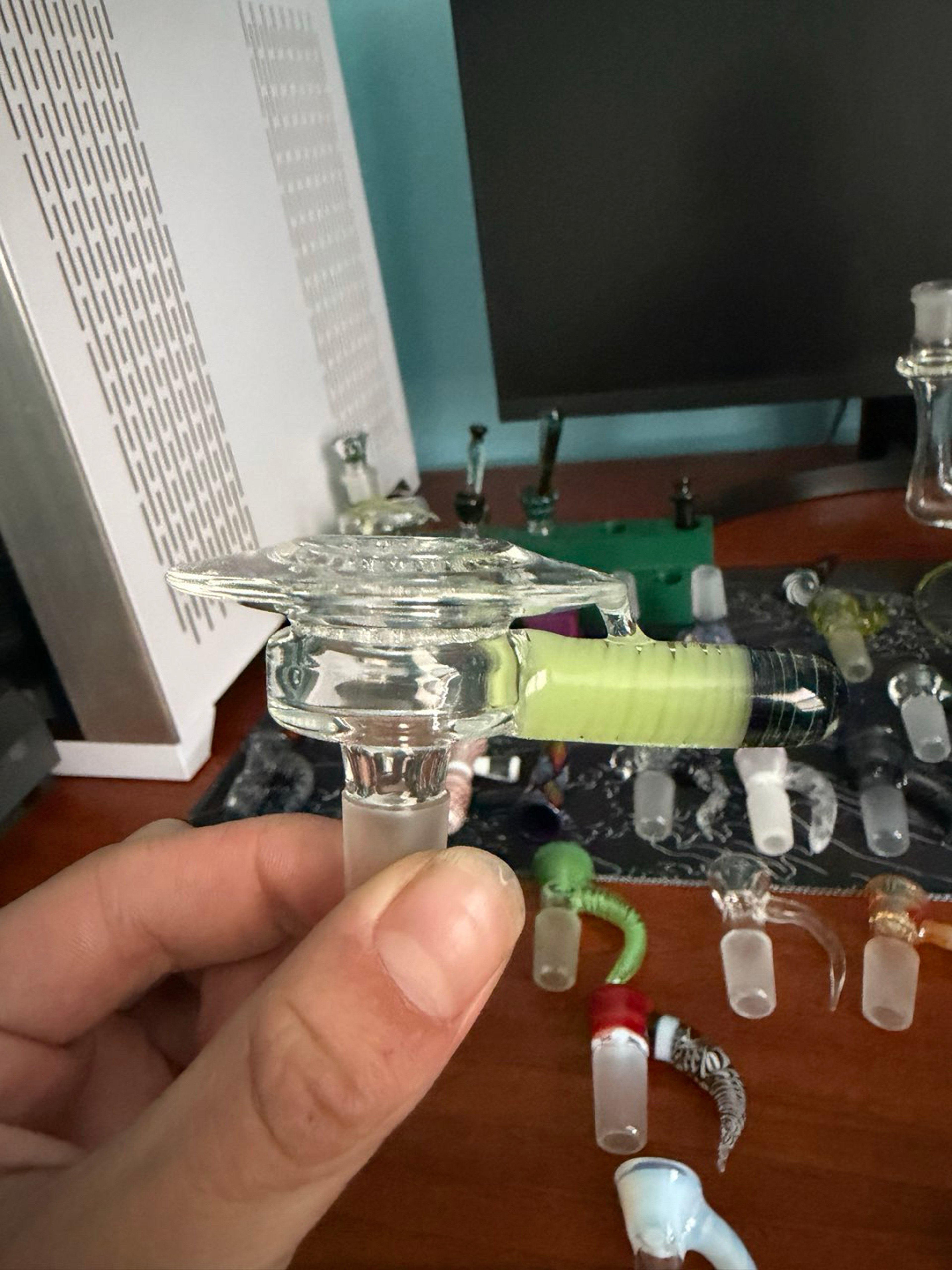 Preview pic of symbi ufo