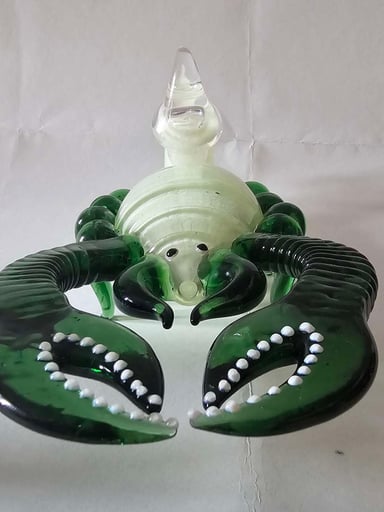 Preview pic of Large Scorpion Glass Pipe