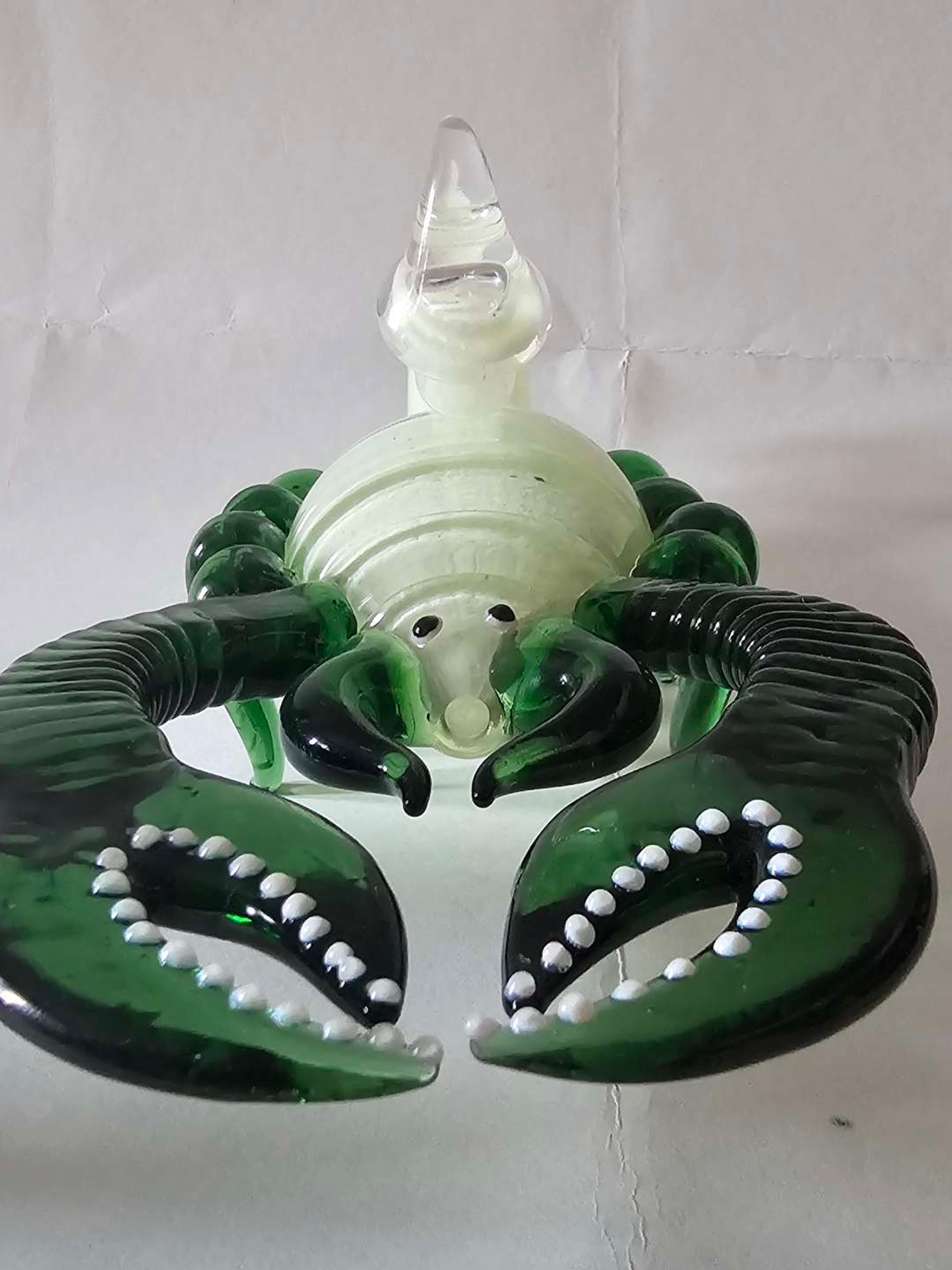 Preview pic of Large Scorpion Glass Pipe