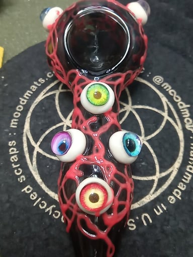 Preview pic of 👁UV Reactive👁GlowNdark👁Heady👁Glass👁Pipe/Spoon