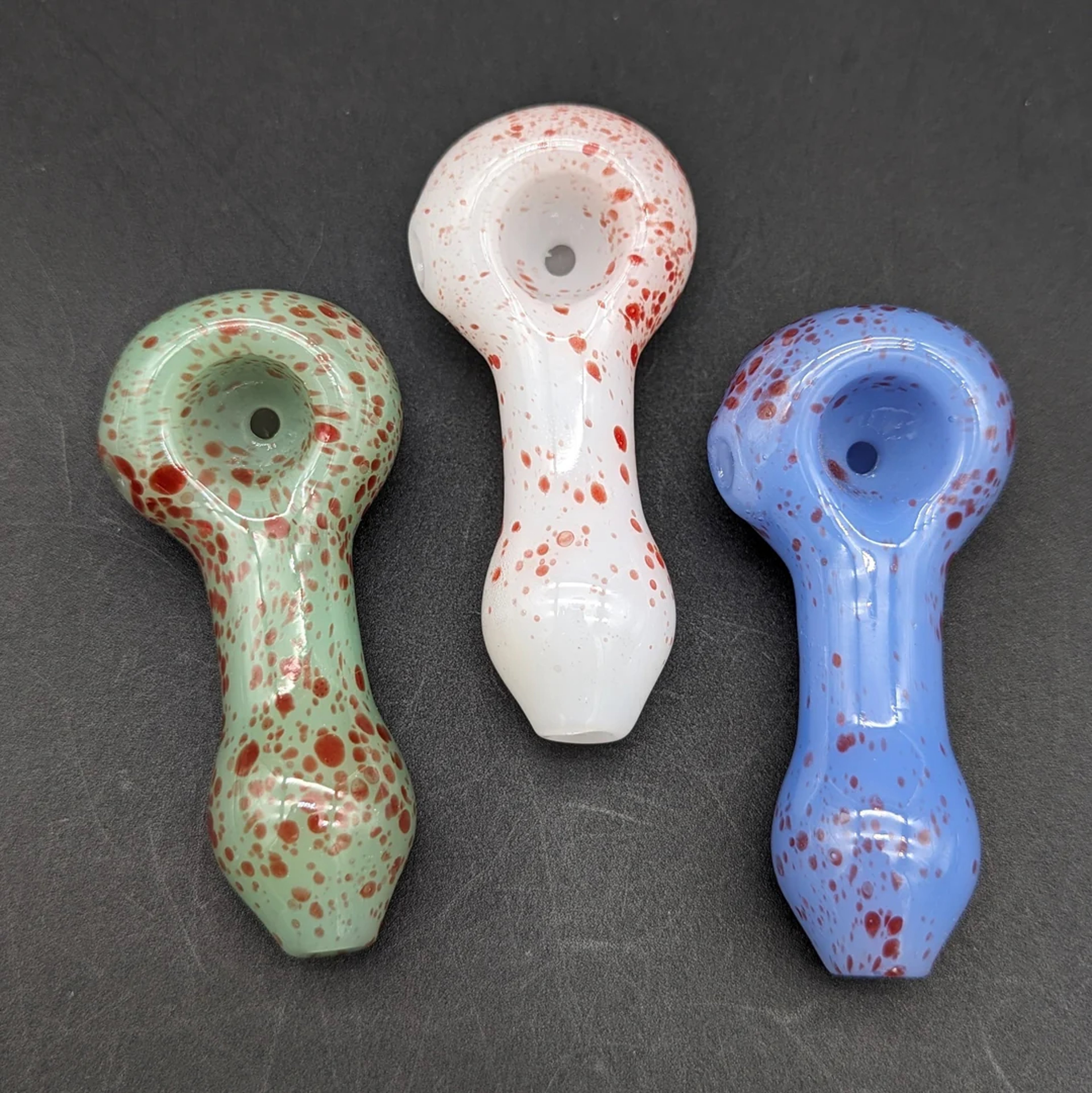 3" BLOOD SPLATTER SMALL HAND PIPE image 0