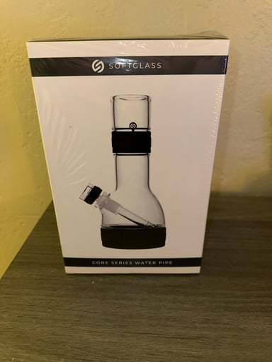 Preview pic of Soft Glass Bong
