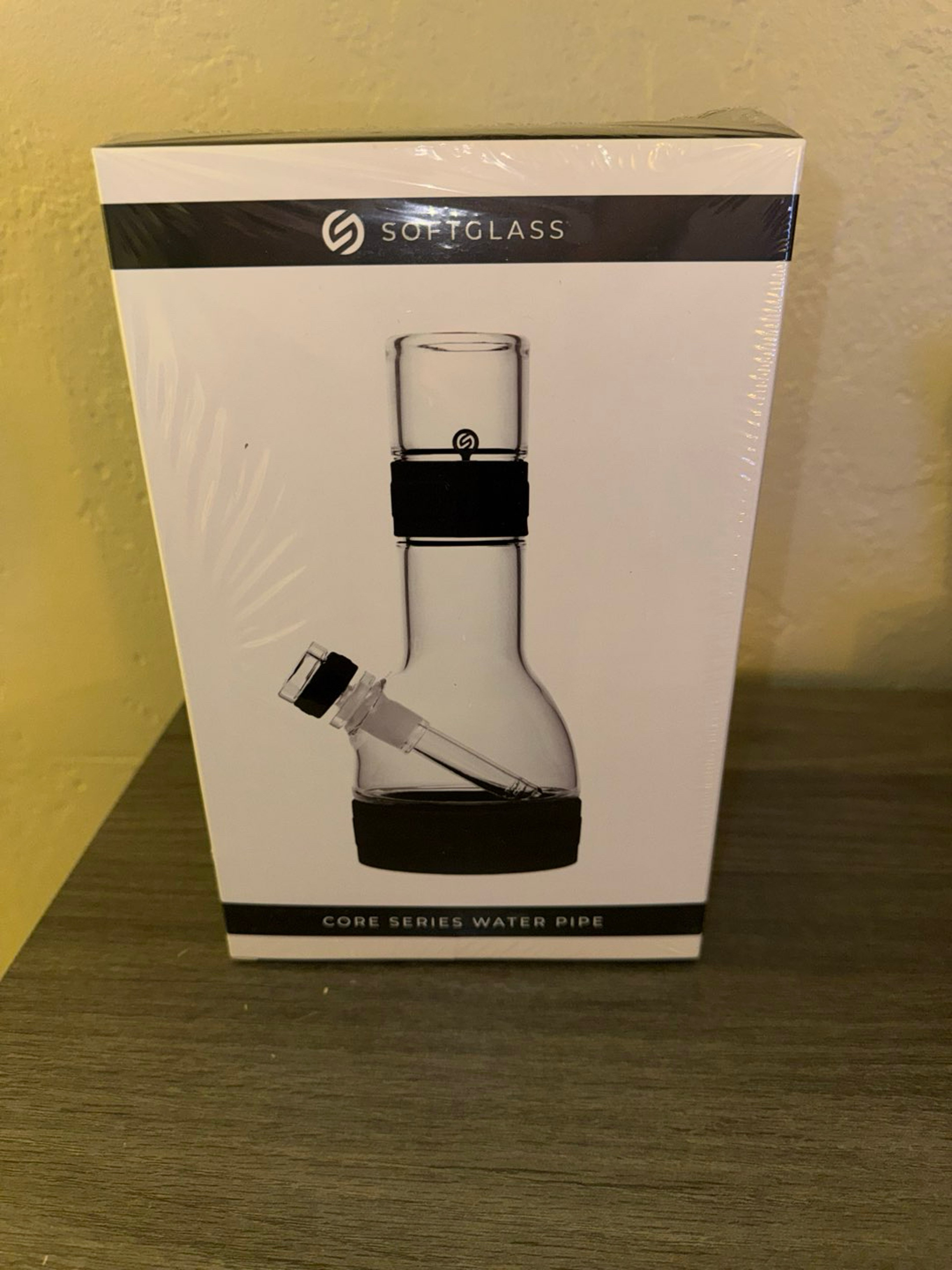 Soft Glass Bong image 0