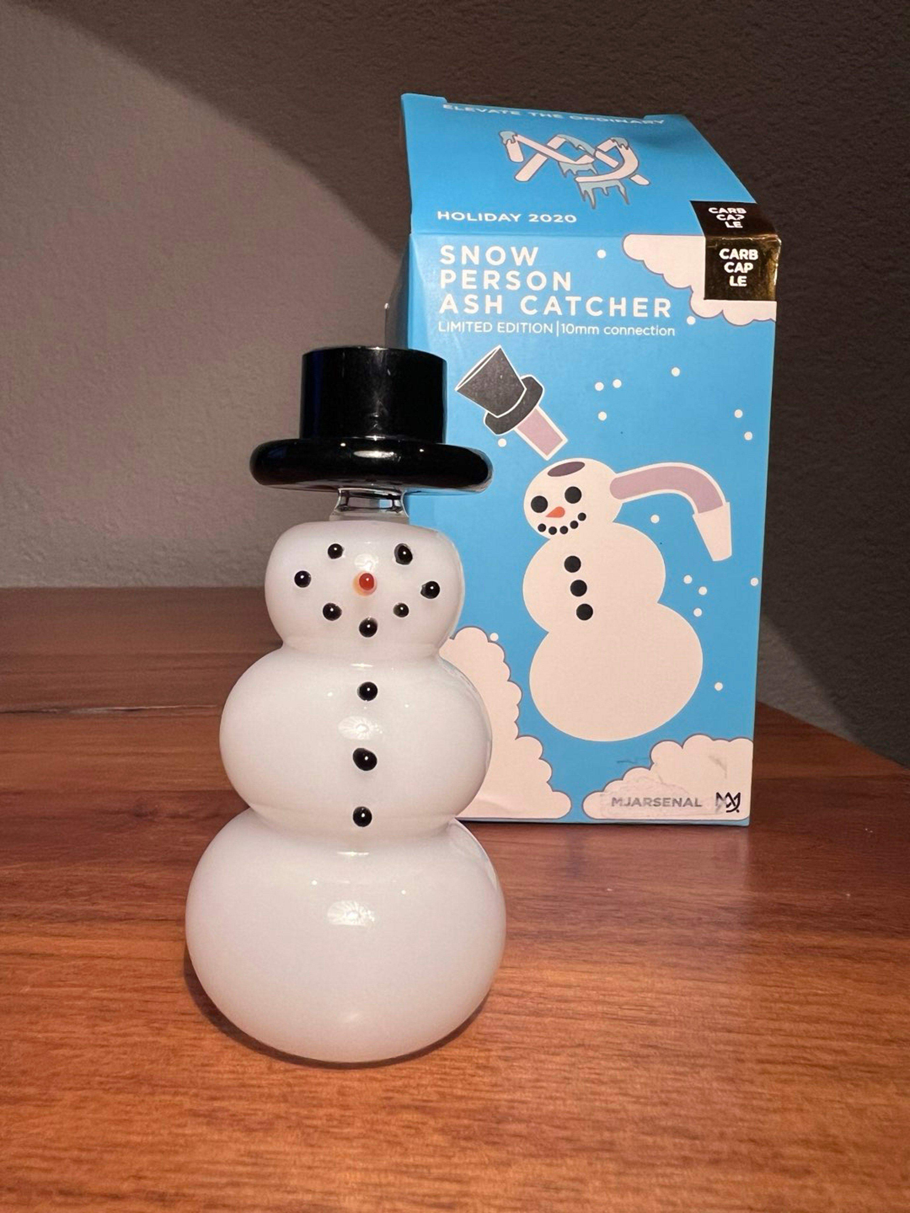 Preview pic of MJ Arsenal - Snow Person Ash Catcher (90 degree)