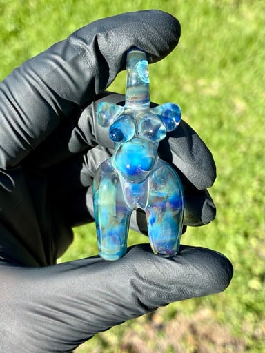 Preview pic of Silver potion babe theflameworkfairy