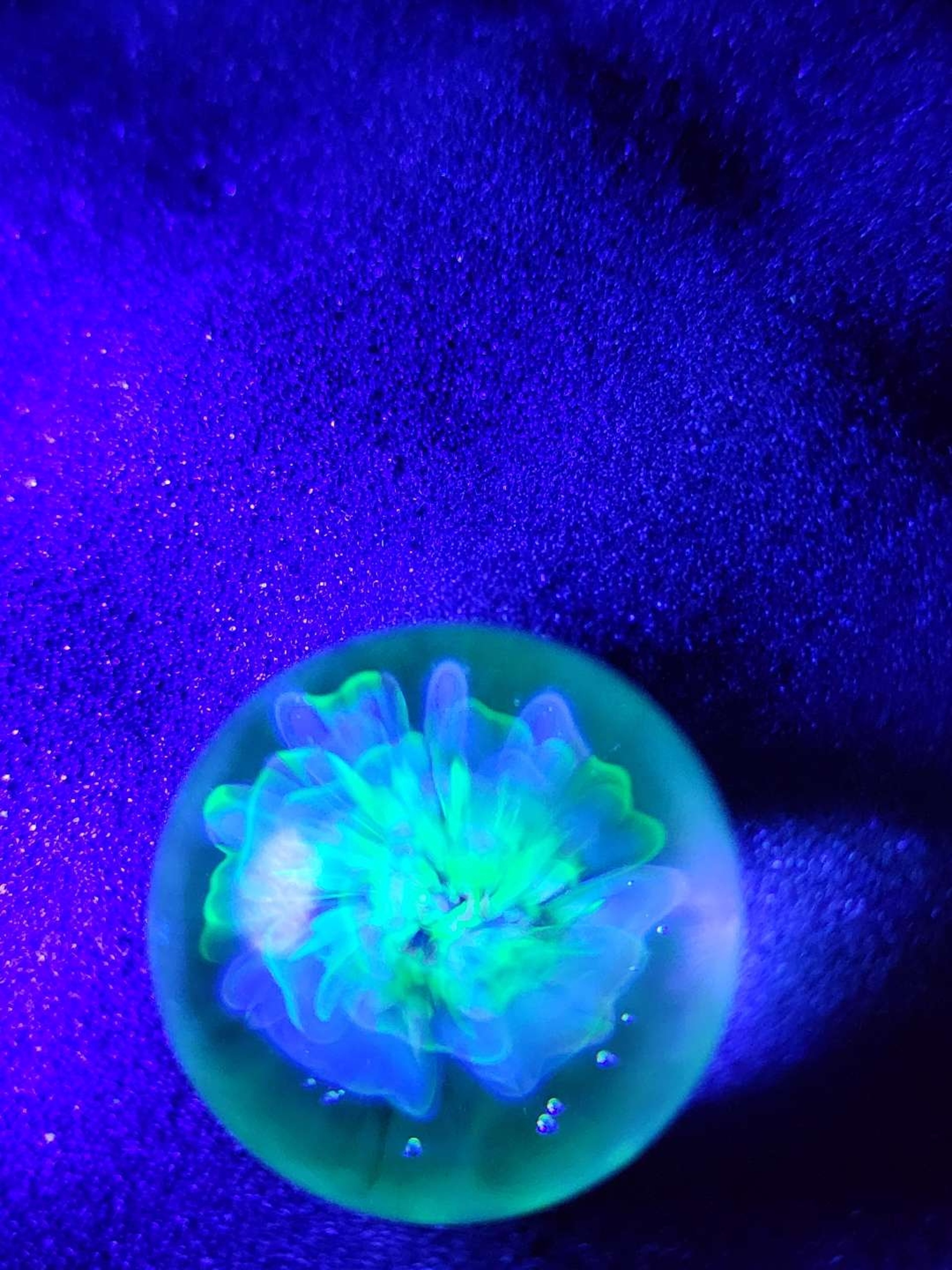 Preview pic of 1 inch Egyptian Green Ghost UV marble Tech