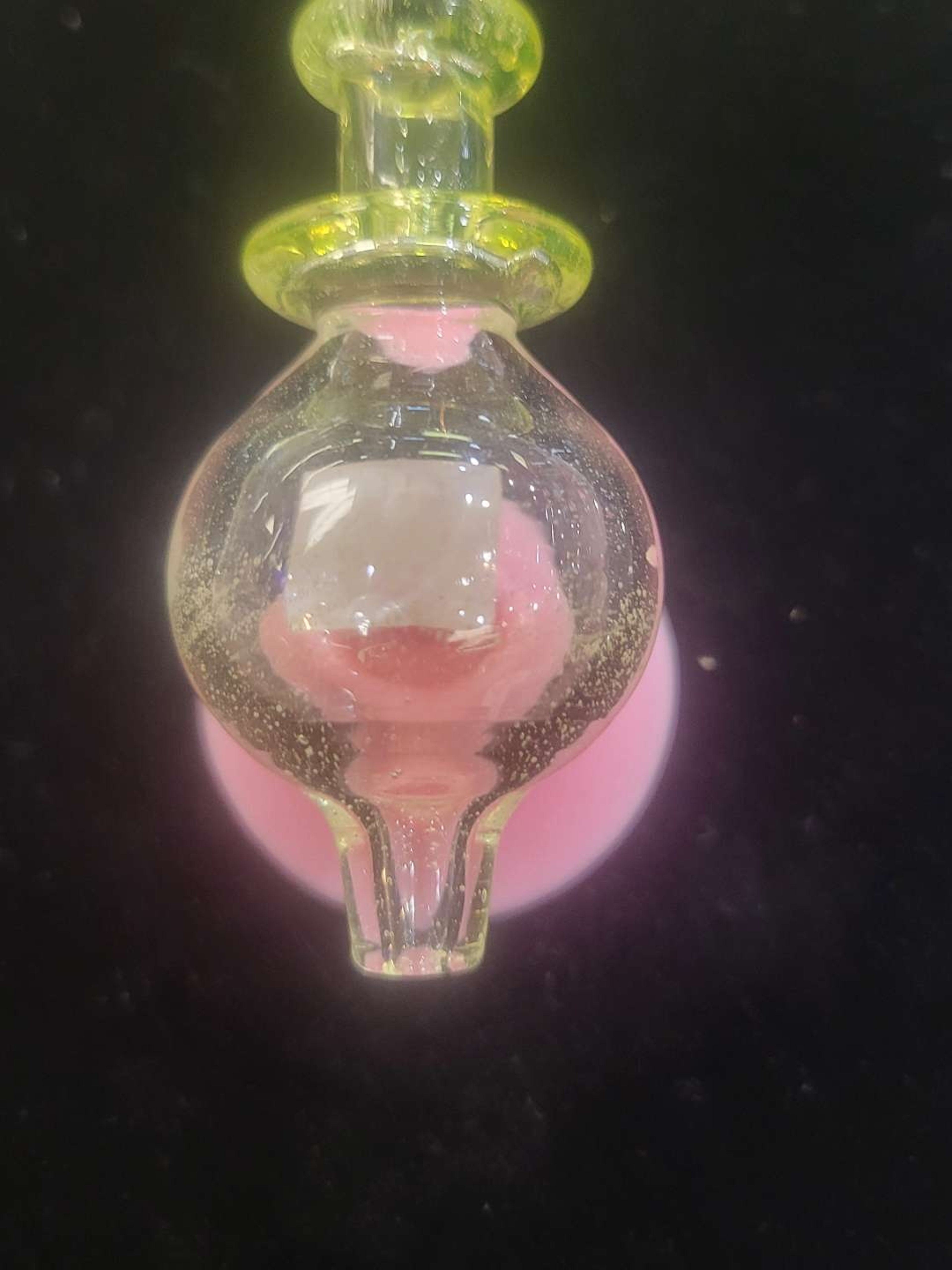 UV REACTIVE CARB CAP image 0