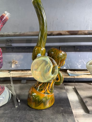 Preview pic of Large and in charge