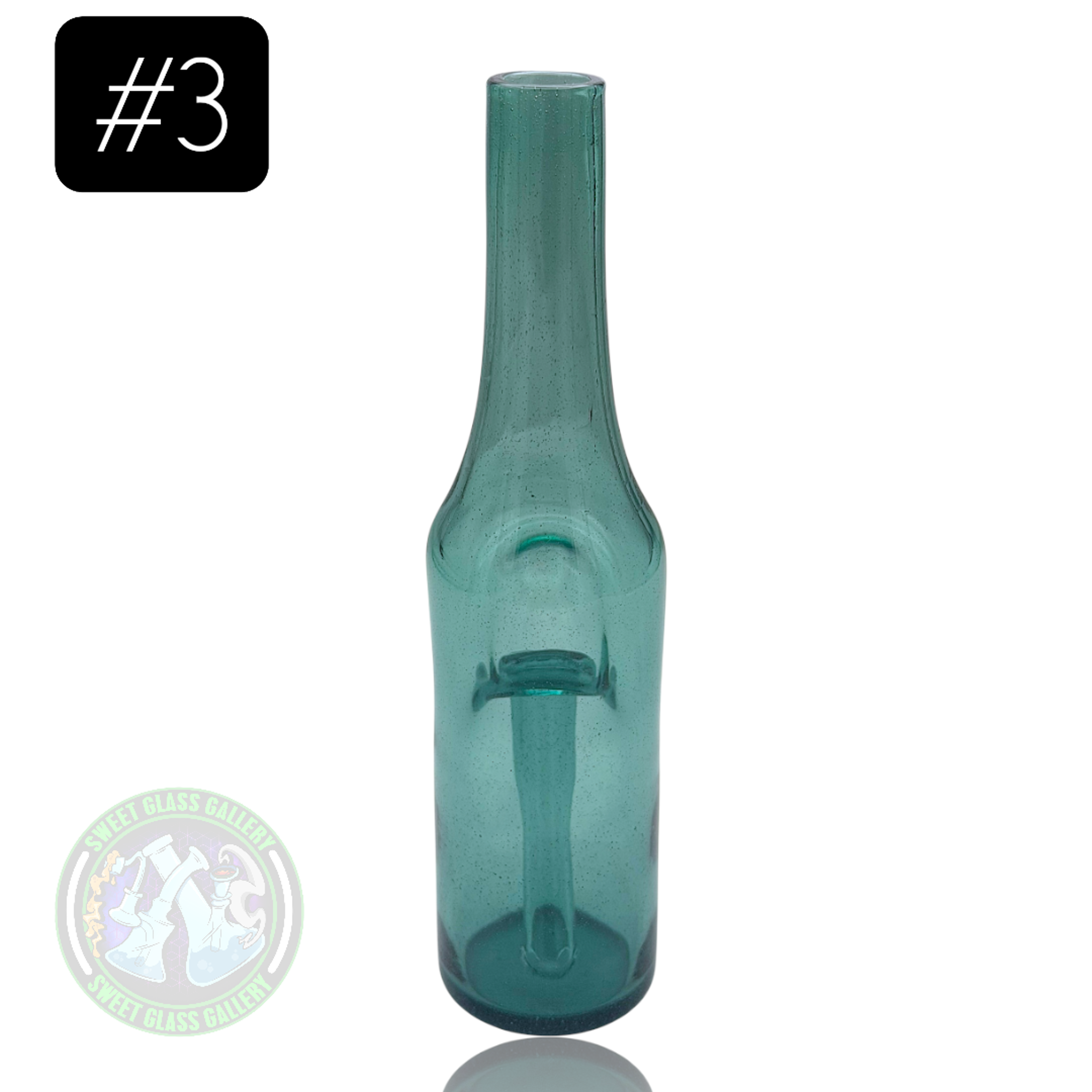 Preview pic of Billzboro Glass - Rig #3 - Saki Bottle