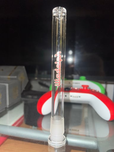 Preview pic of Clear red label illadelph downstem
