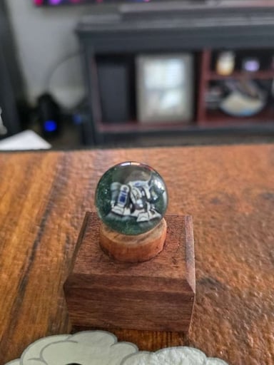 Preview pic of Willstar R2D2 Star Wars marble