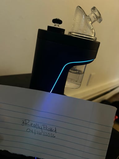 Preview pic of Dr Dabber Switch 2 need gone asap