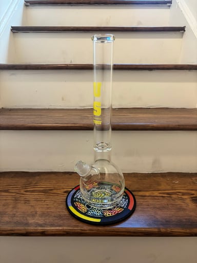 Preview pic of US TUBES round base 16 inch yellow label