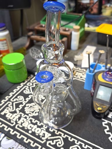 Preview pic of Lear glass