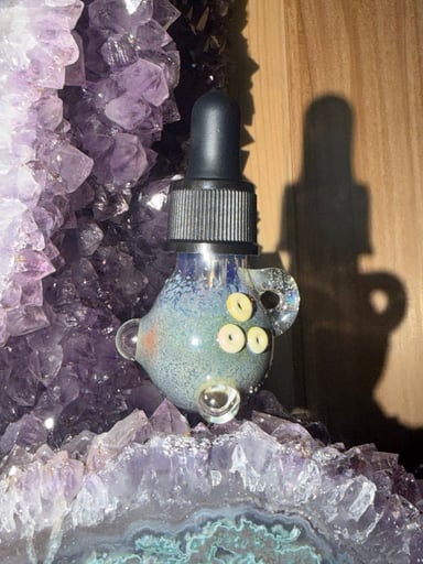 Preview pic of Trip sauce dropper bottle pendant