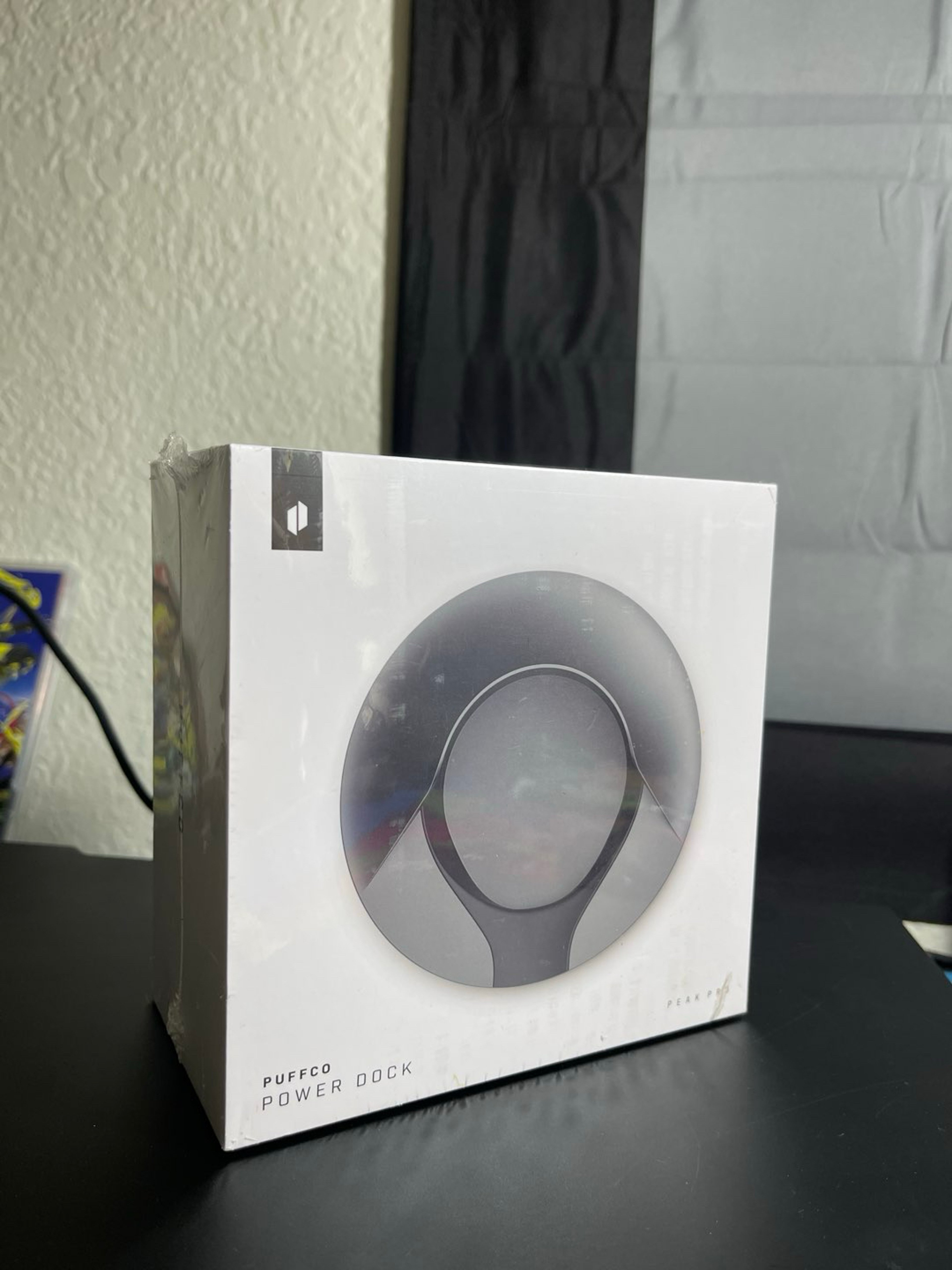 Preview pic of Puffco power dock