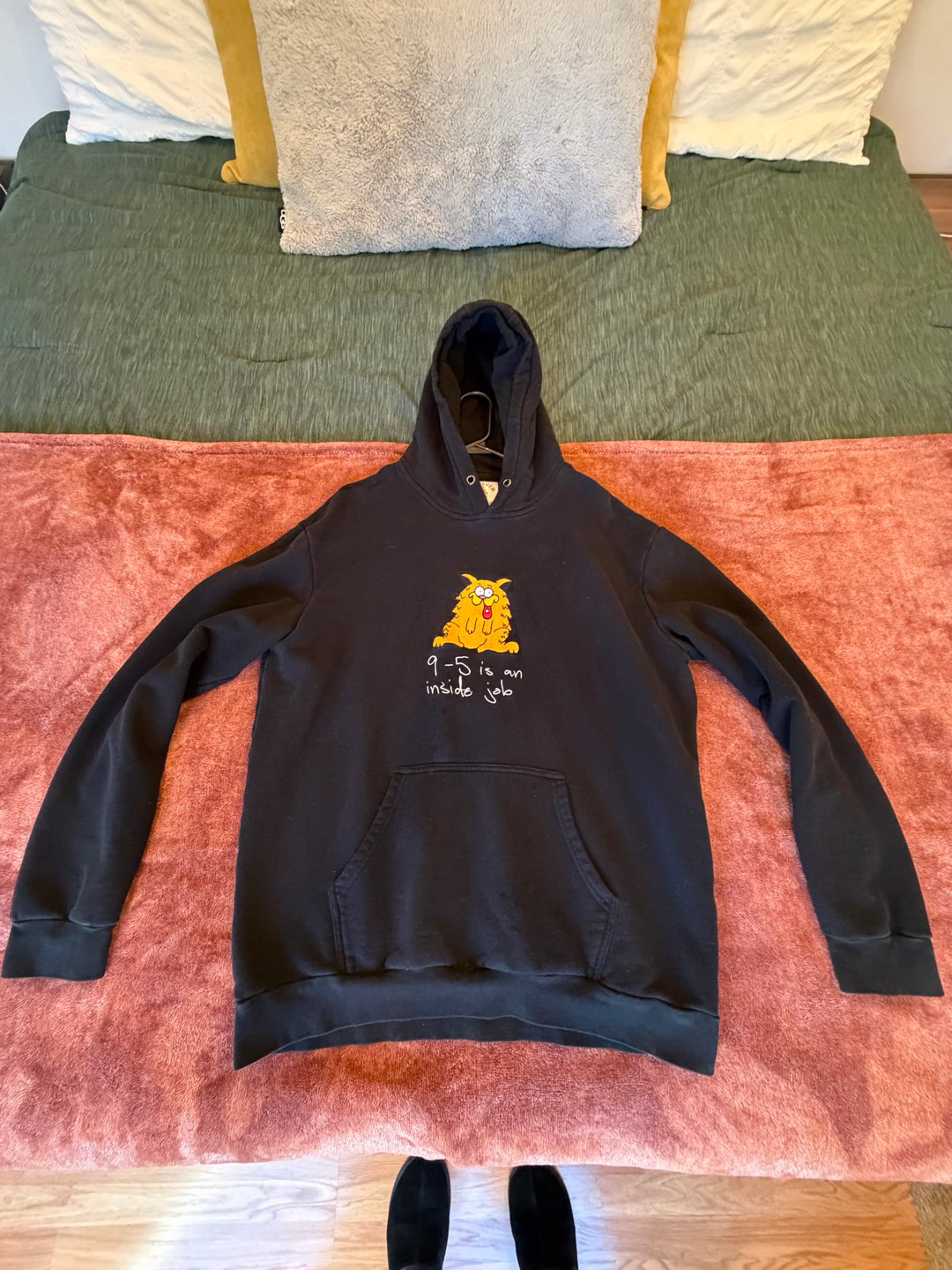 Preview pic of GZ1 / MINS Hoodie Bundle