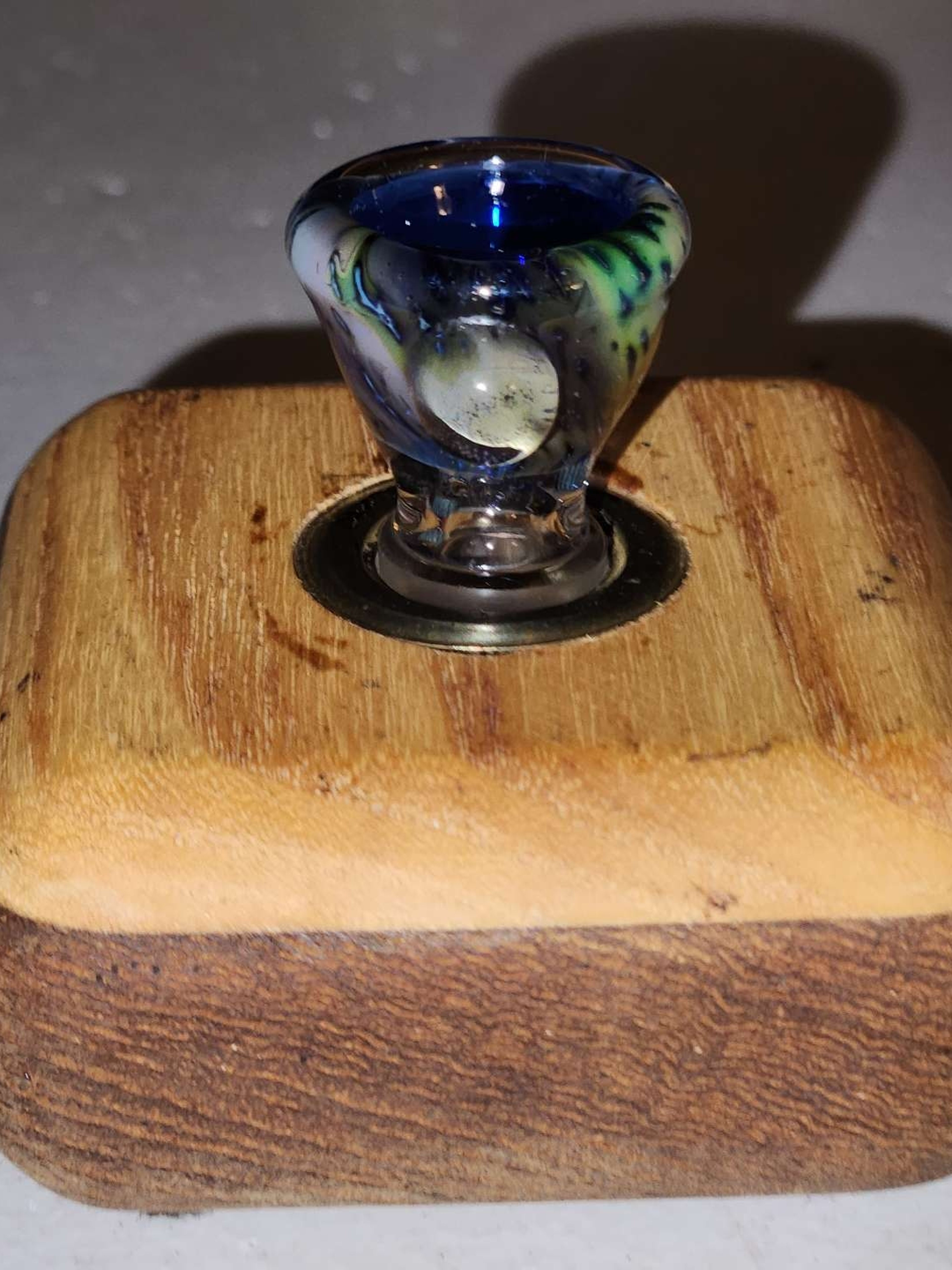 Preview pic of JD Maplesden slide