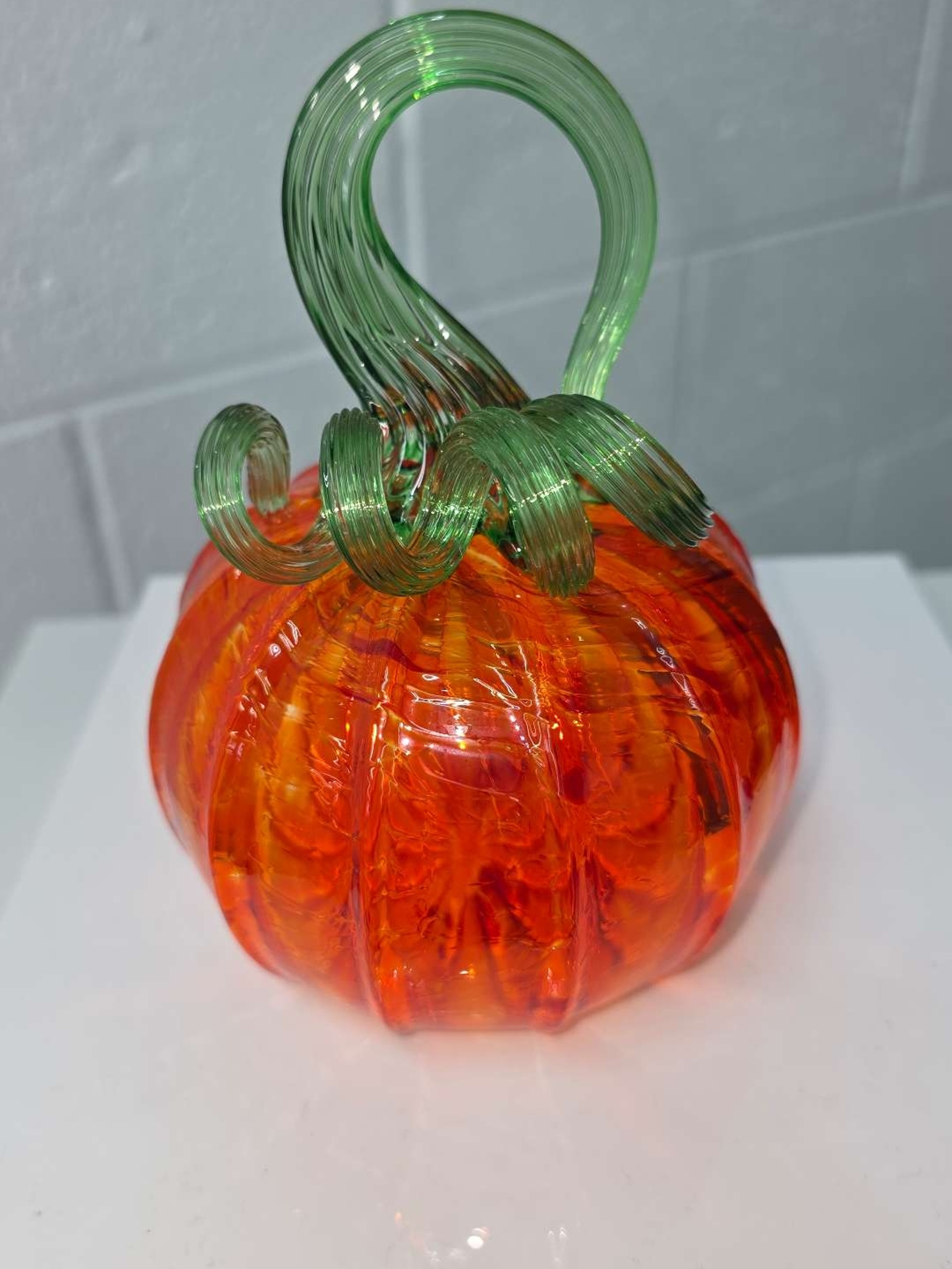 Preview pic of Glass Pumpkin
