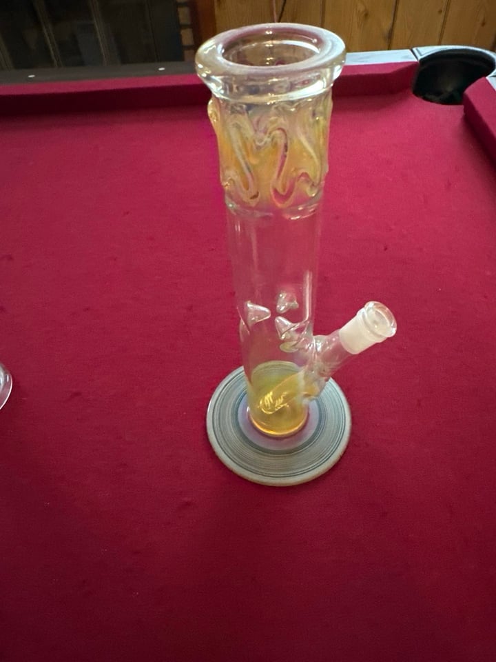 Glass piece 1 | Shop Straight Tubes on GlassPass