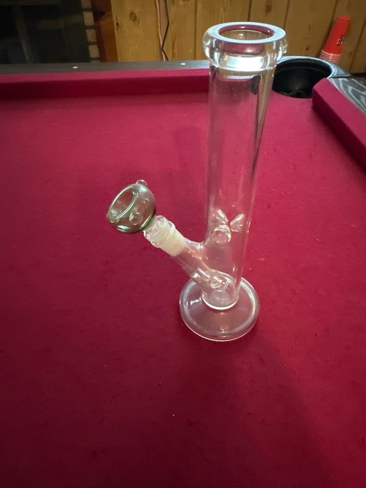 Glass piece 3 | Shop Straight Tubes on GlassPass