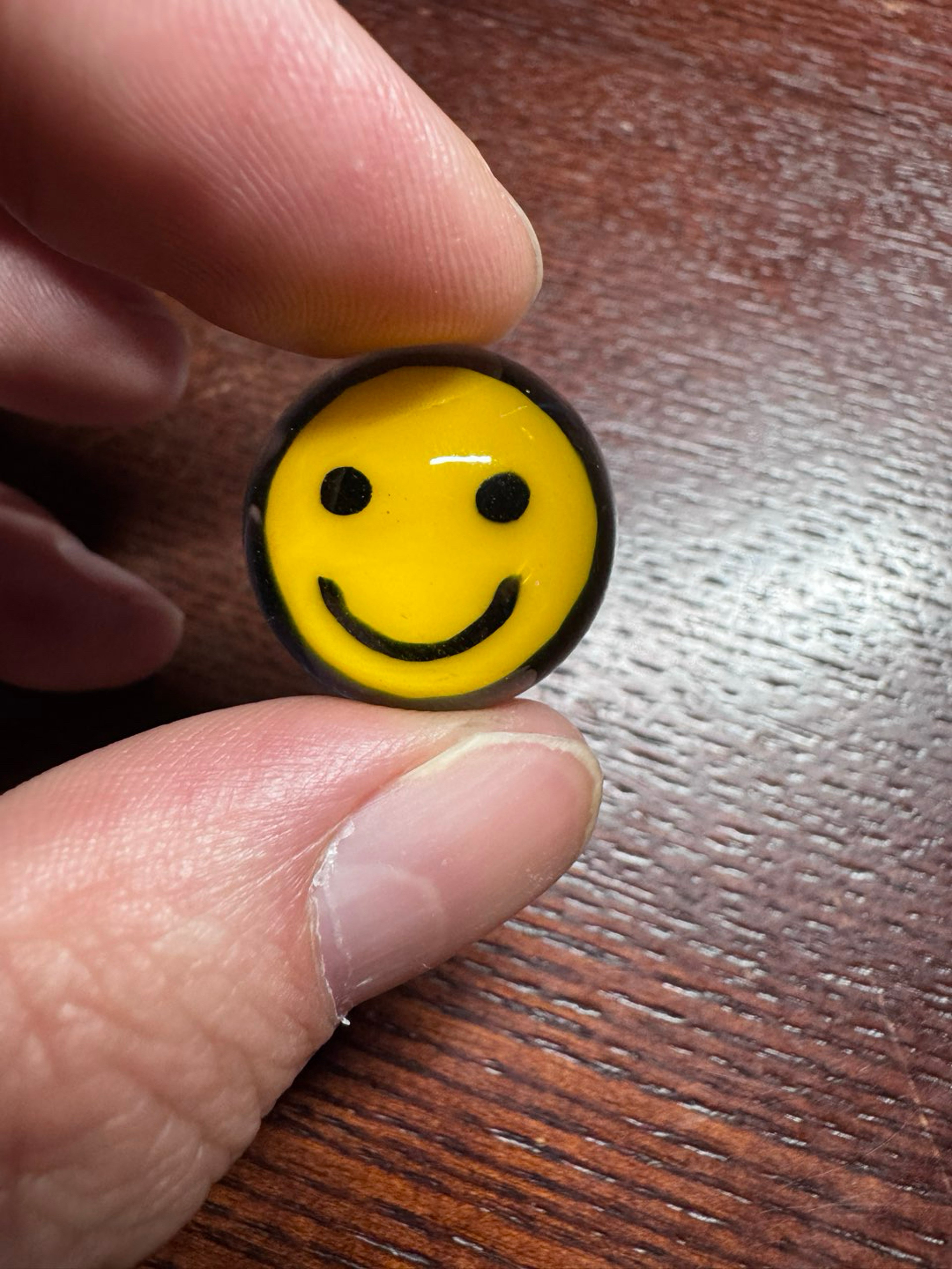 Preview pic of Smiley face Millie marble 20mm