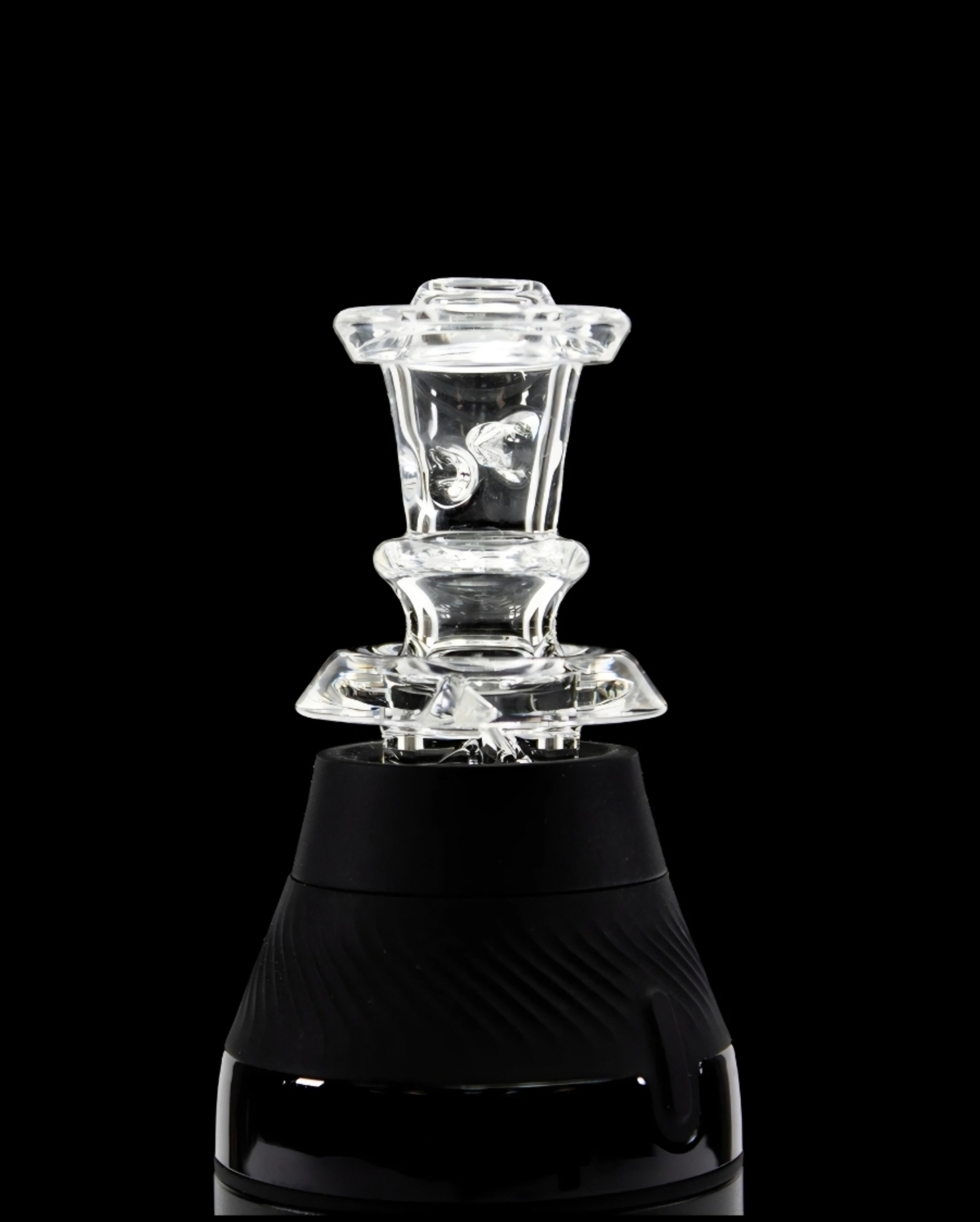 Preview pic of Clear puffco core top spinner mouthpiece by @ twistedboro