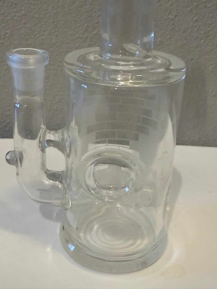 Jebb glass tube | Shop Jebb Glass on GlassPass