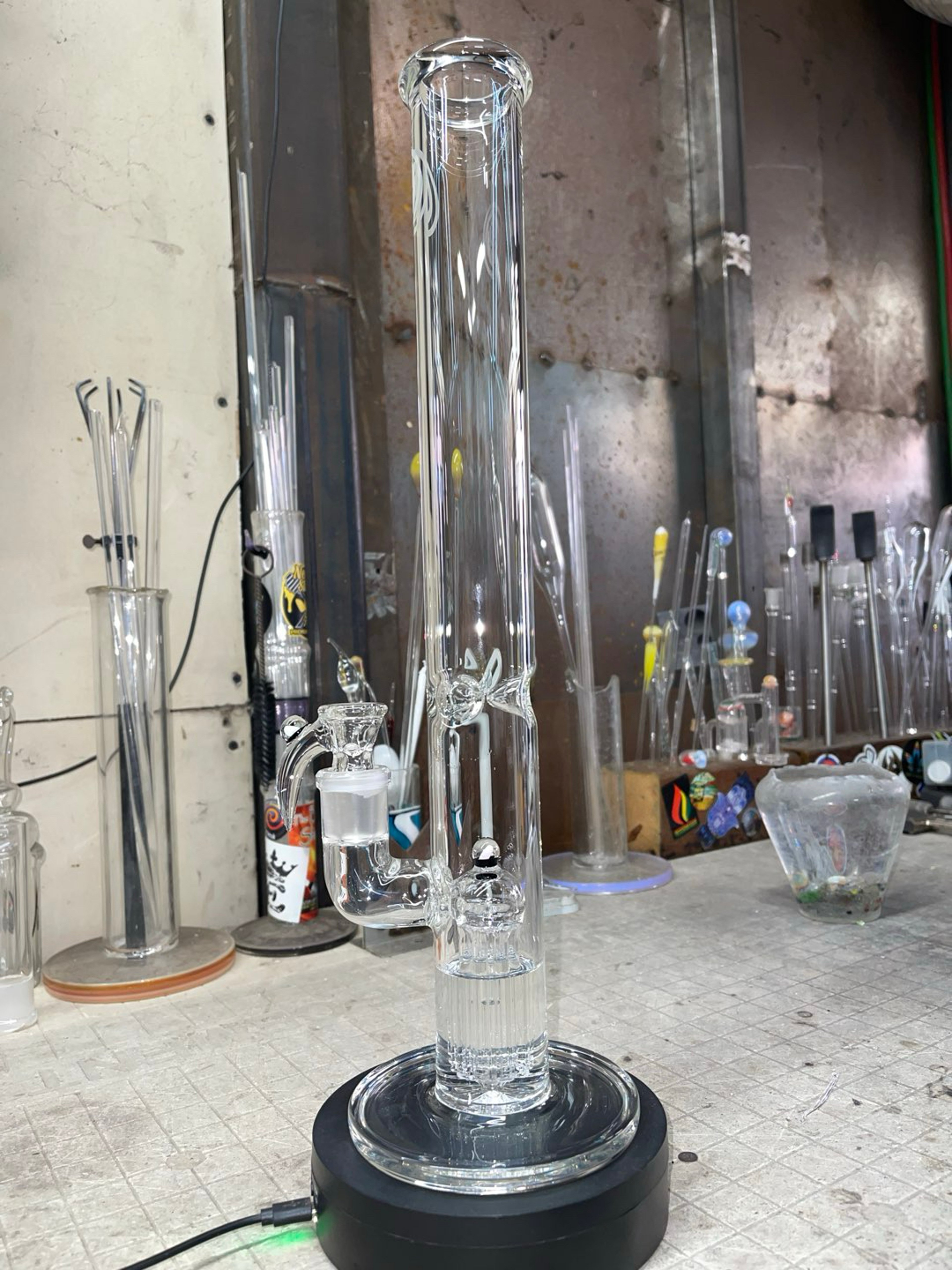 Preview pic of 16”x44mm, 8 arm perc, 18mm 4 holes slide