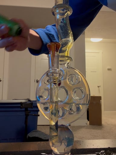 Preview pic of Uzzi glass Swiss