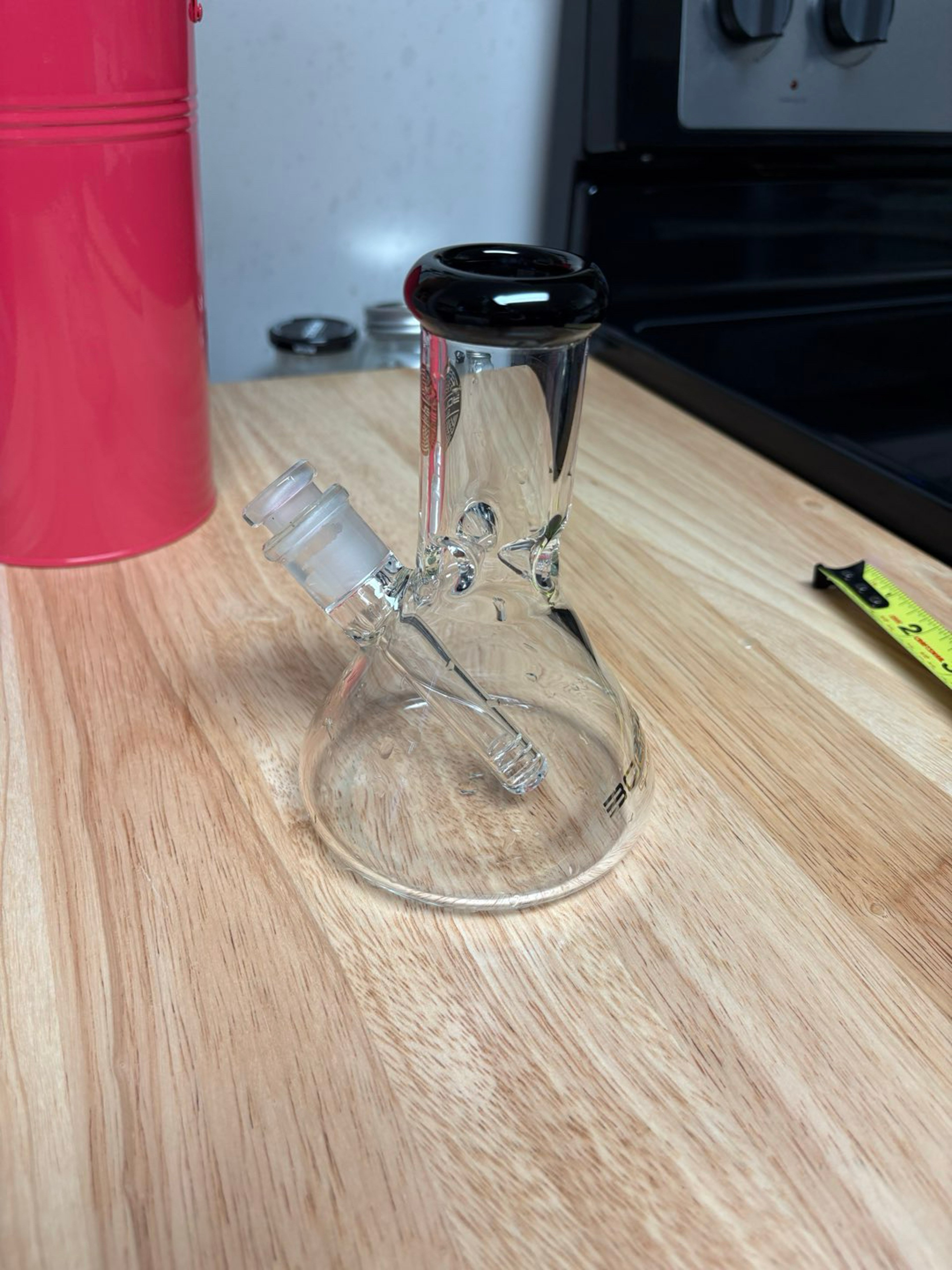 Preview pic of Small bougie brand bong