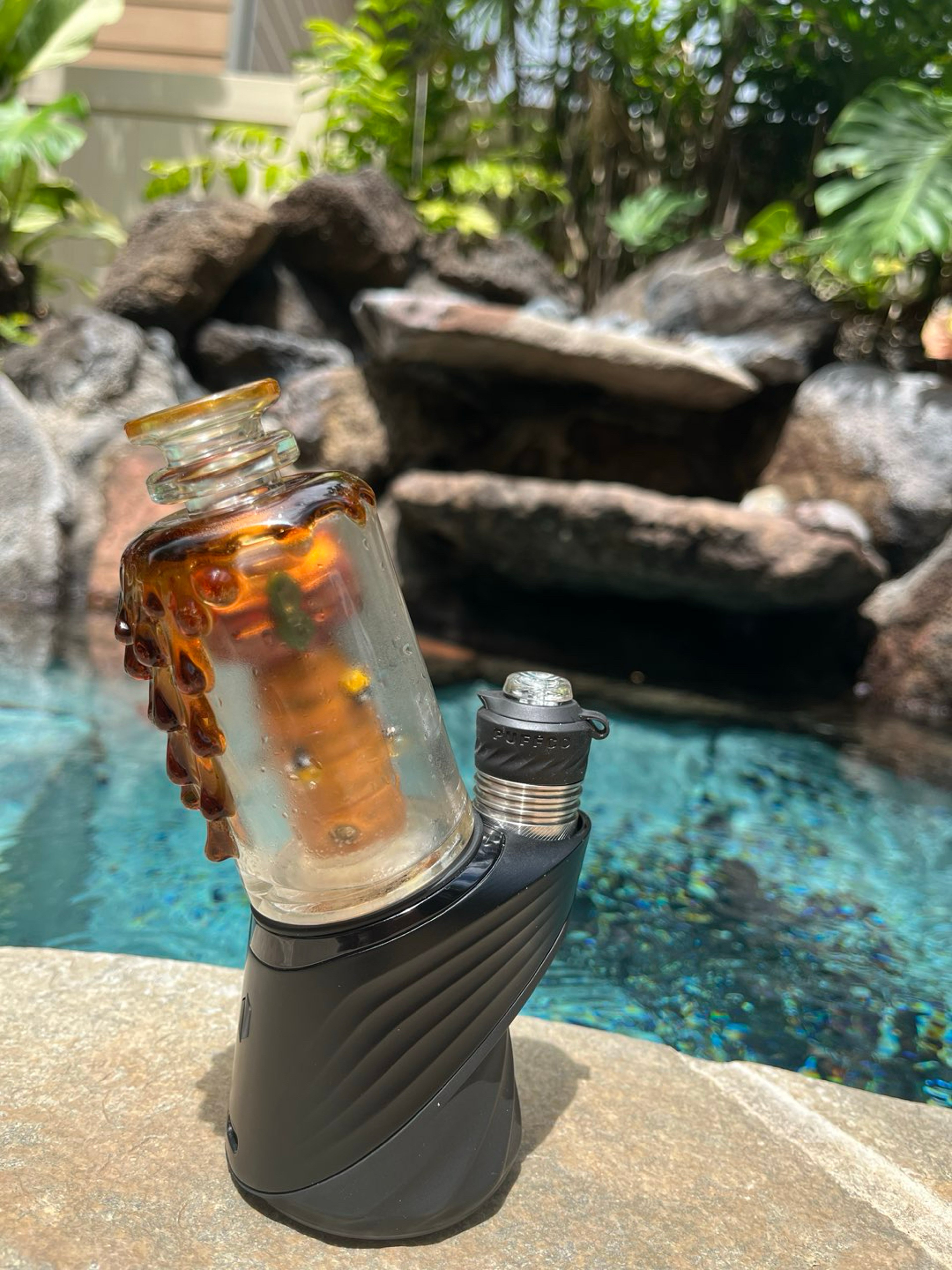 Preview pic of Save The Bees Puffco Peak Pro