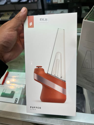 Preview pic of Puffco Peak v2 Canyon SEALED
