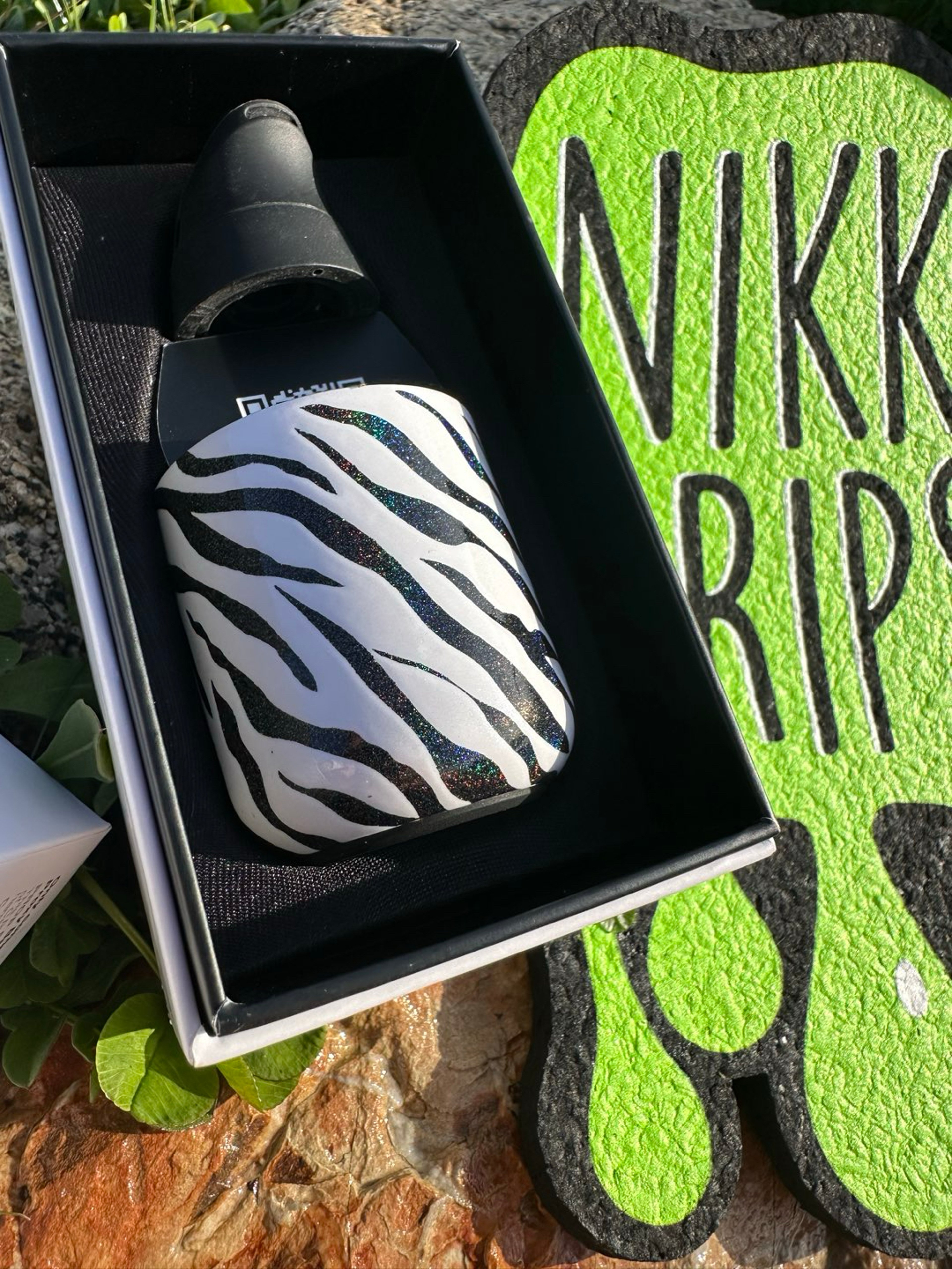 Preview pic of Palmers Powders PowderCoated Puffco Proxy Core Cup - Zebra Sparkles