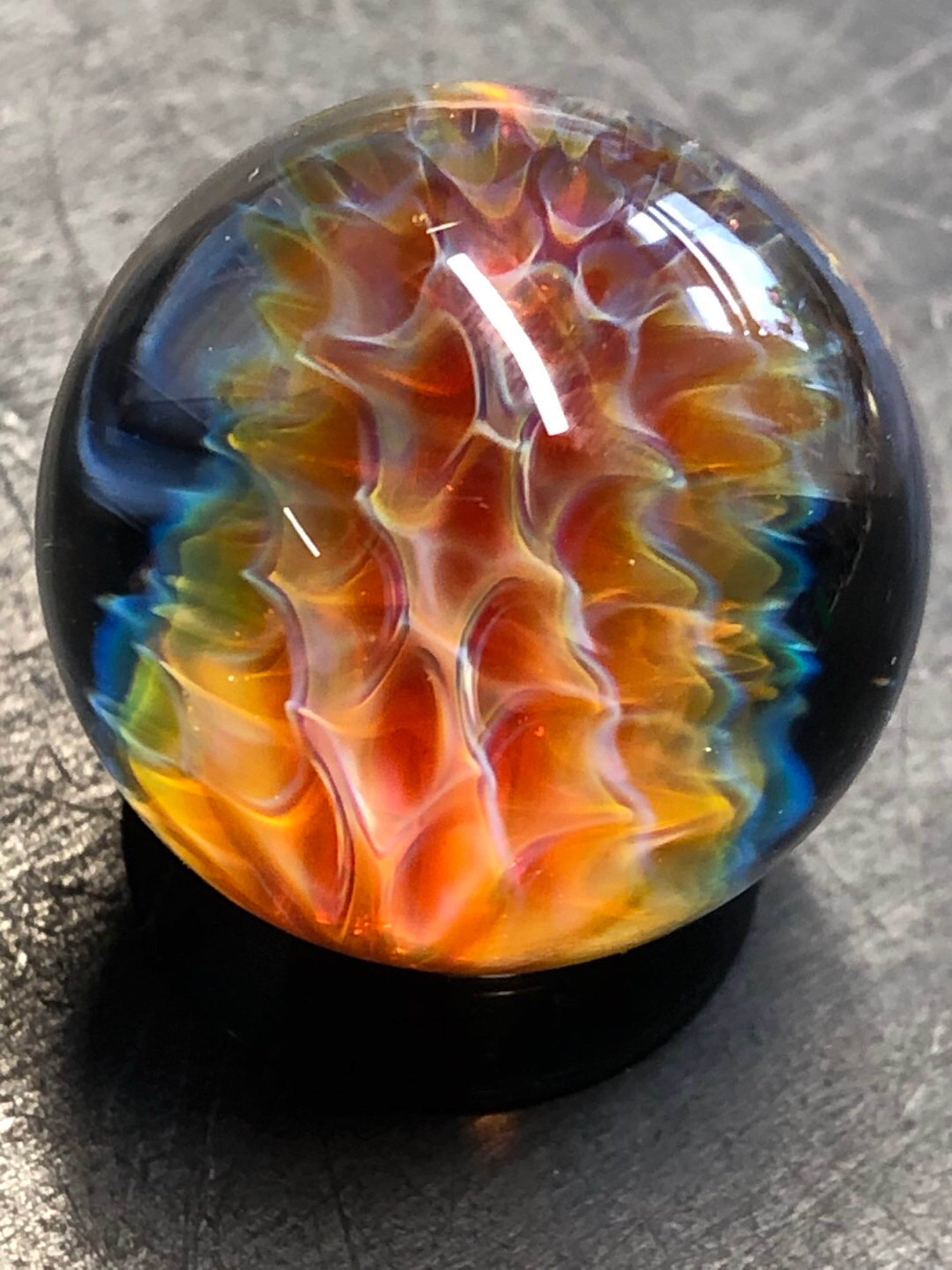 Preview pic of Sliver fume honey comb marble