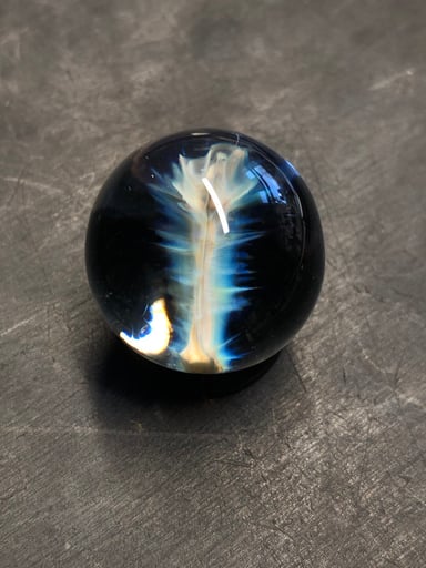 Preview pic of Sliver fume honeycomb marble