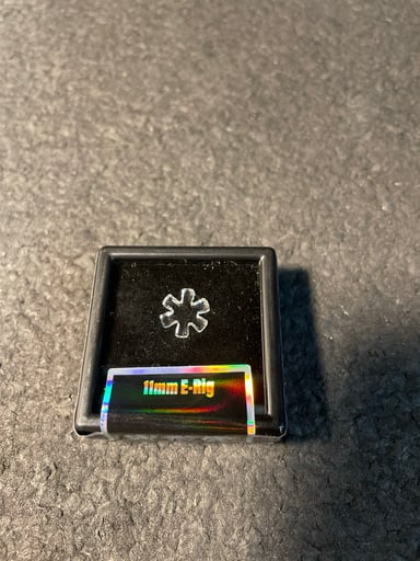 Preview pic of Black Market Glass 11mm Flake Style 1