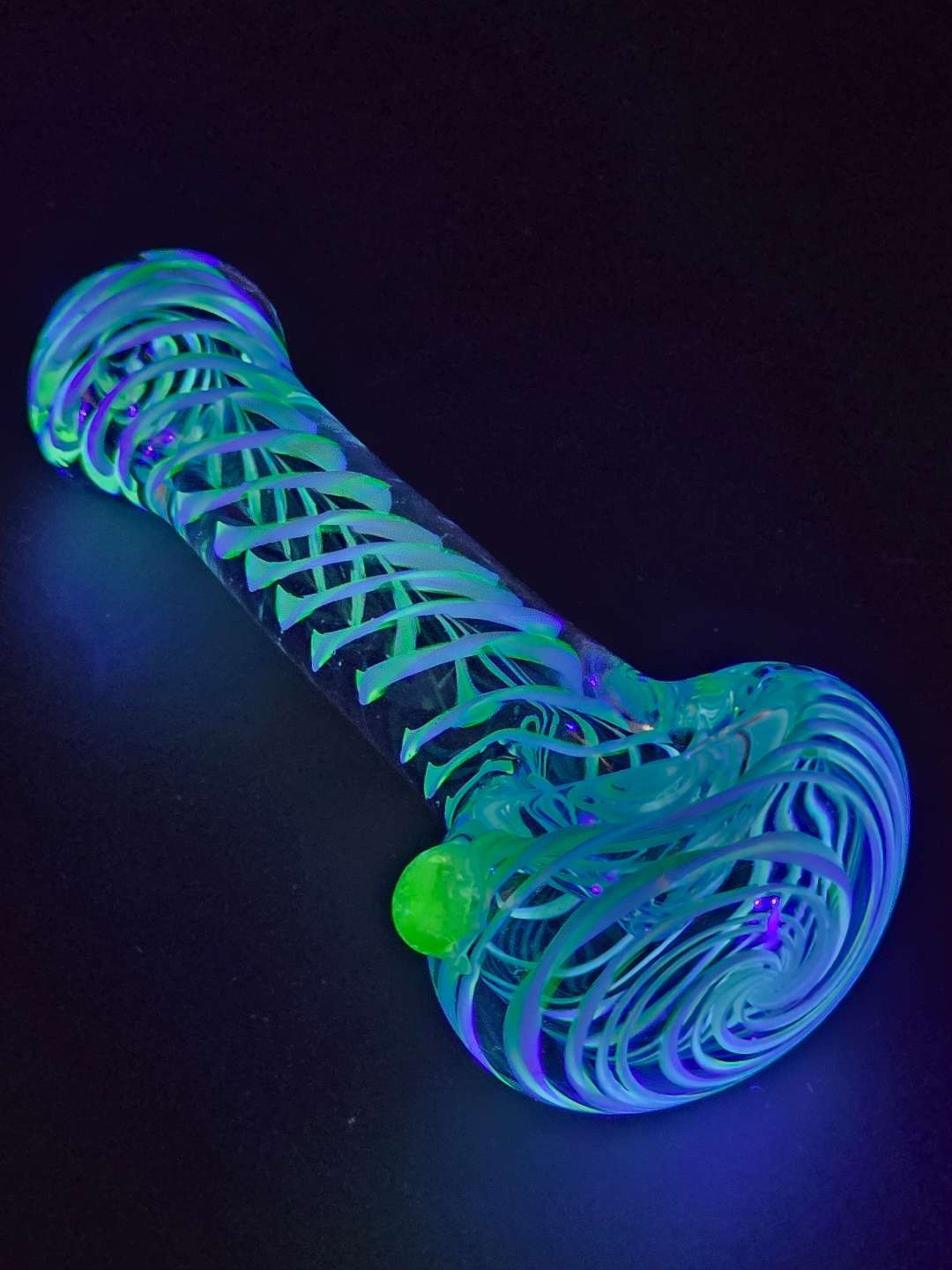 Preview pic of UV Reactive Pipe