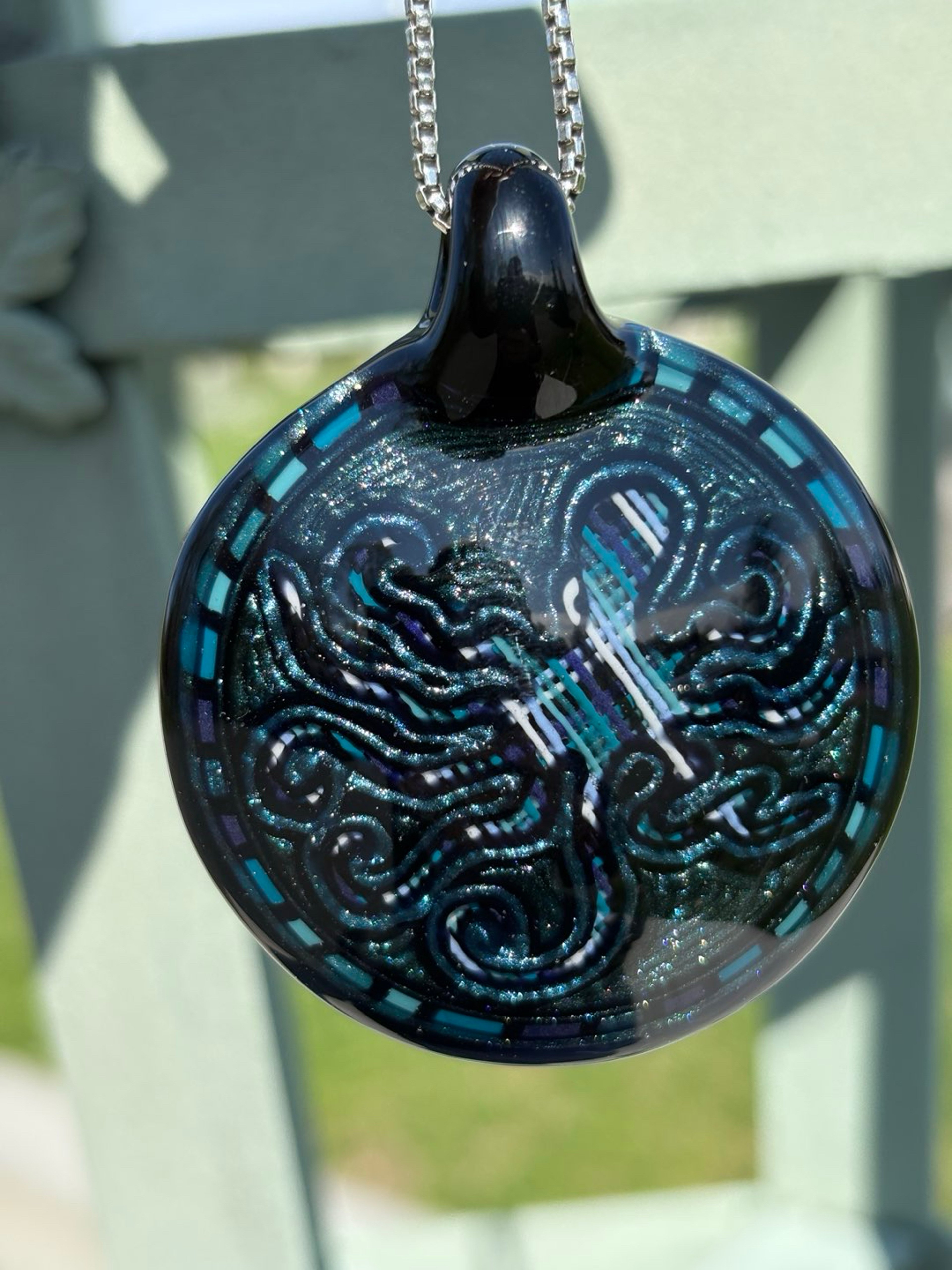 Preview pic of Dew Glass Octopus Retticello