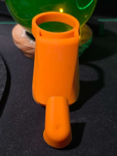 Preview pic of Puffco pro v1 travel pack back pack mouth piece