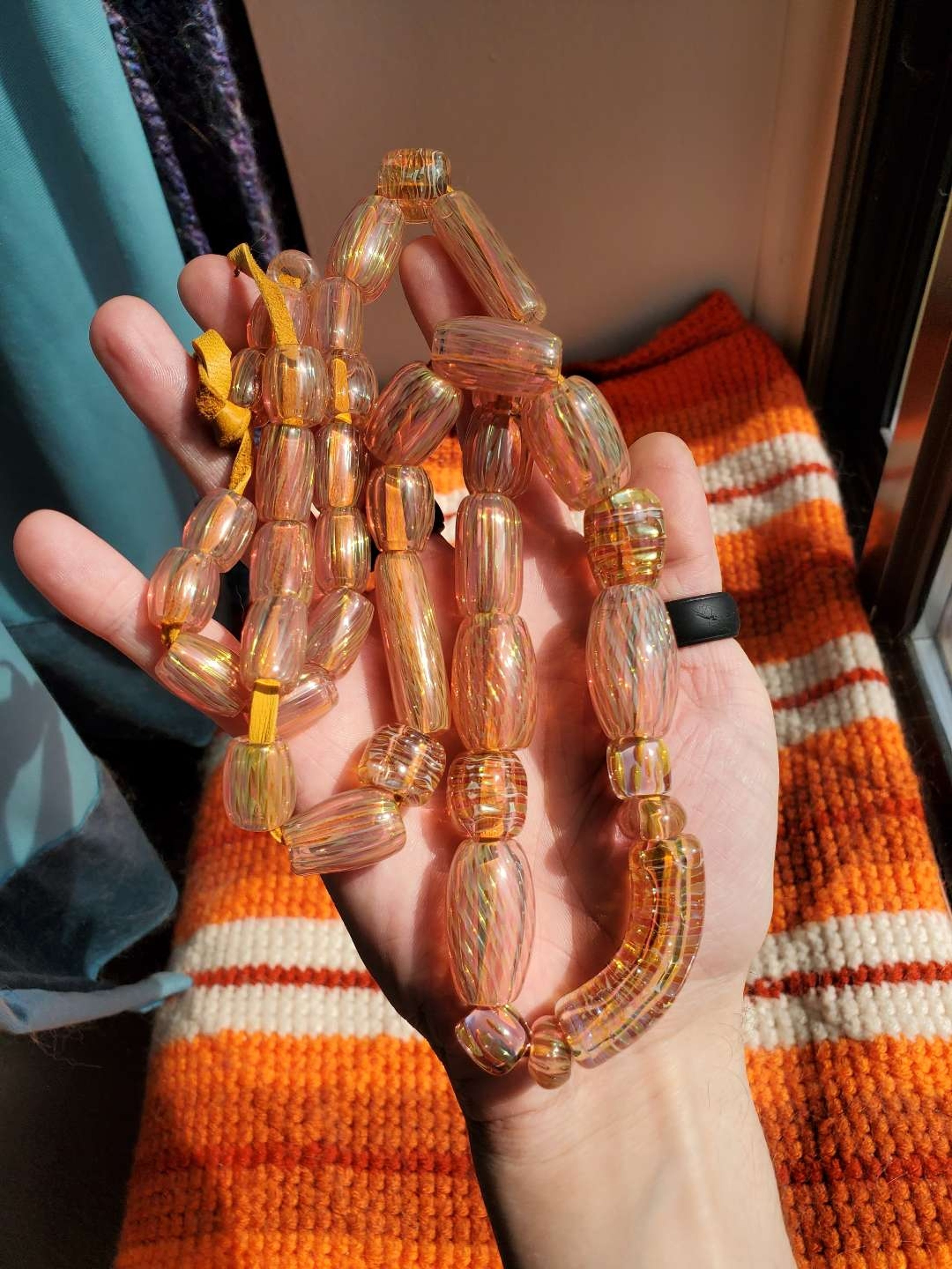 Preview pic of Syco 42-bead necklace